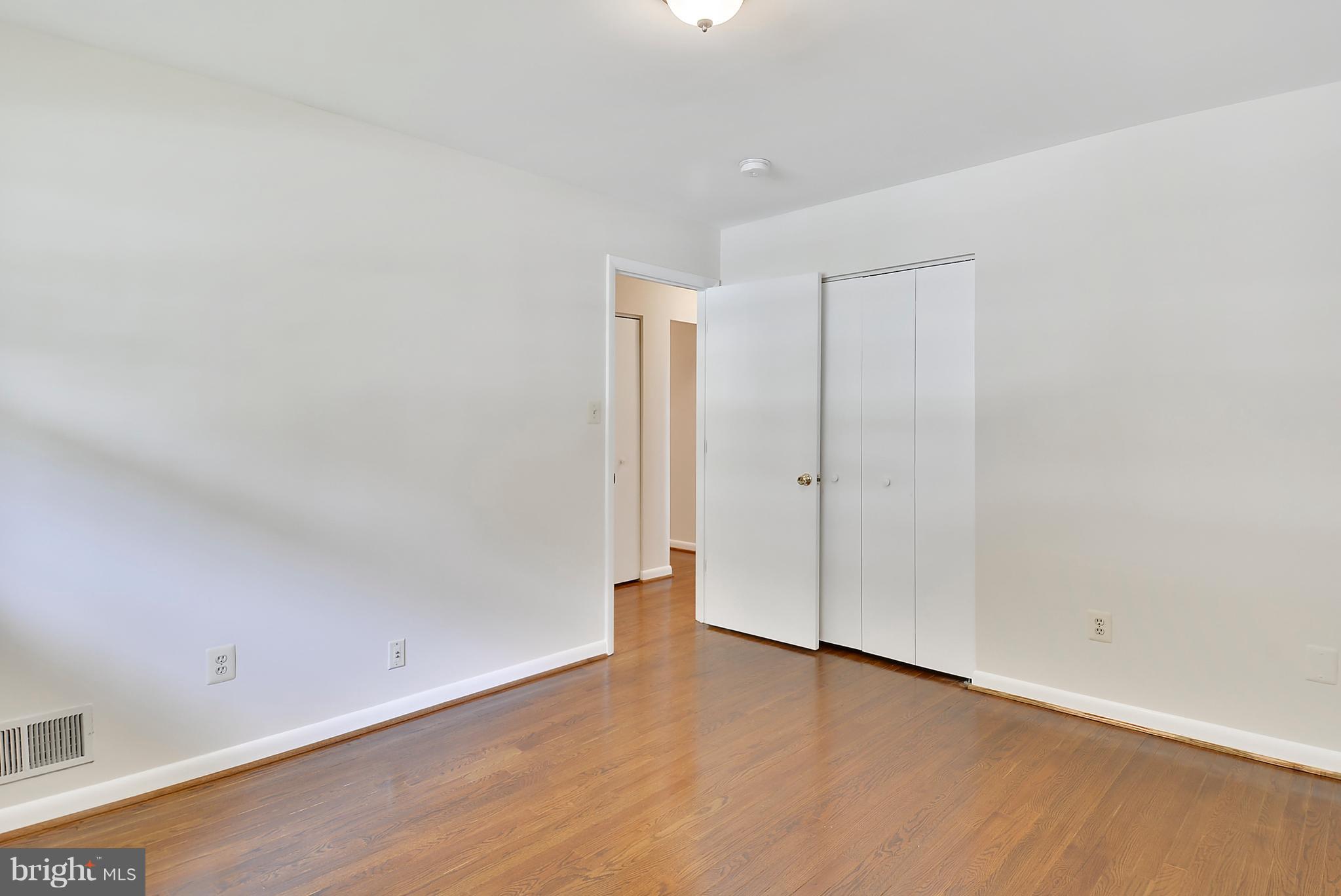 SOMERSET - Residential