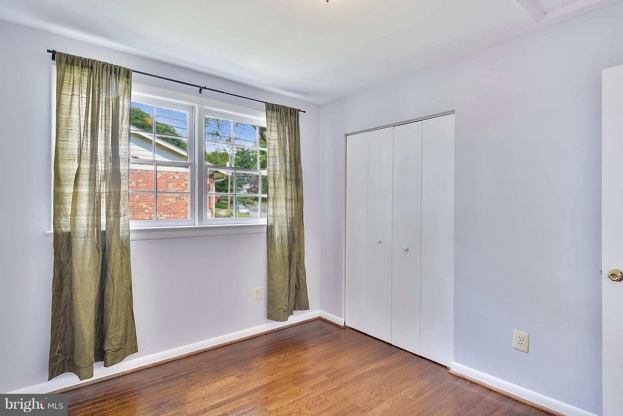 SOMERSET - Residential