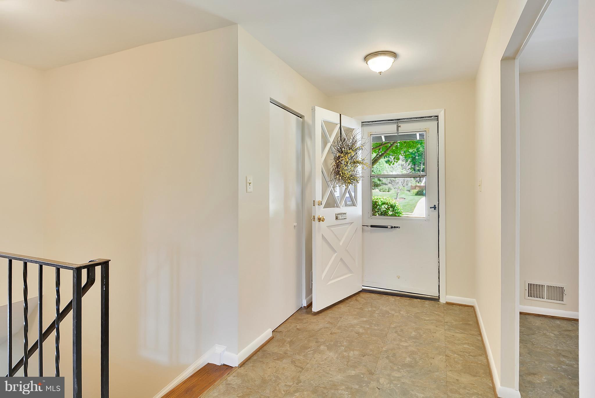 SOMERSET - Residential