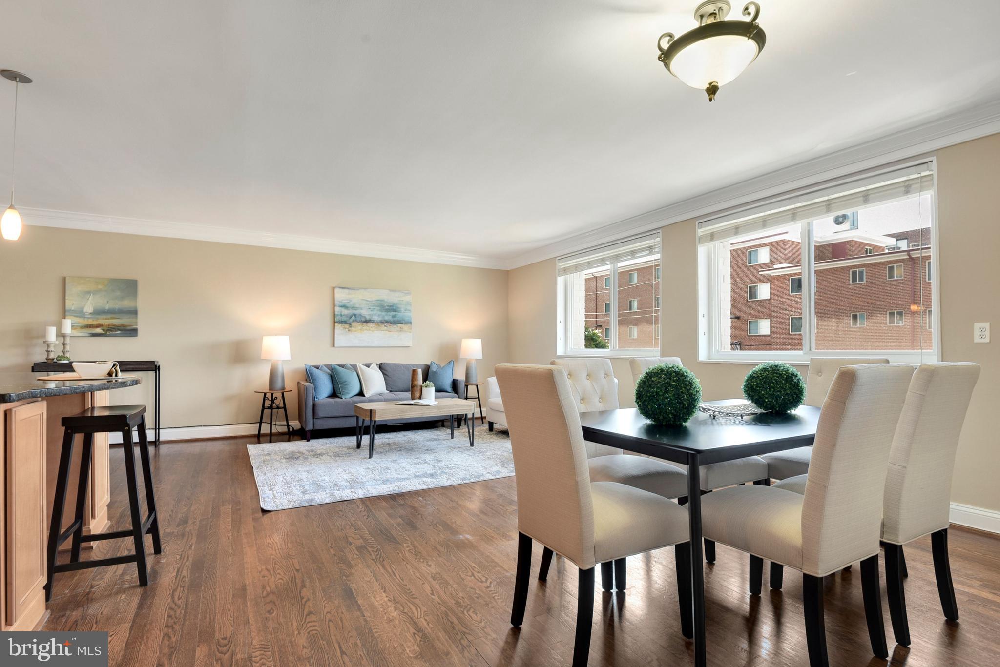 ADAMS HOUSE - Residential