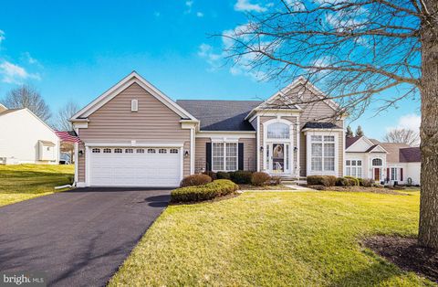 Photo of 104 Dylan Circle, AVONDALE, PA 19311 (MLS # PACT2115488)