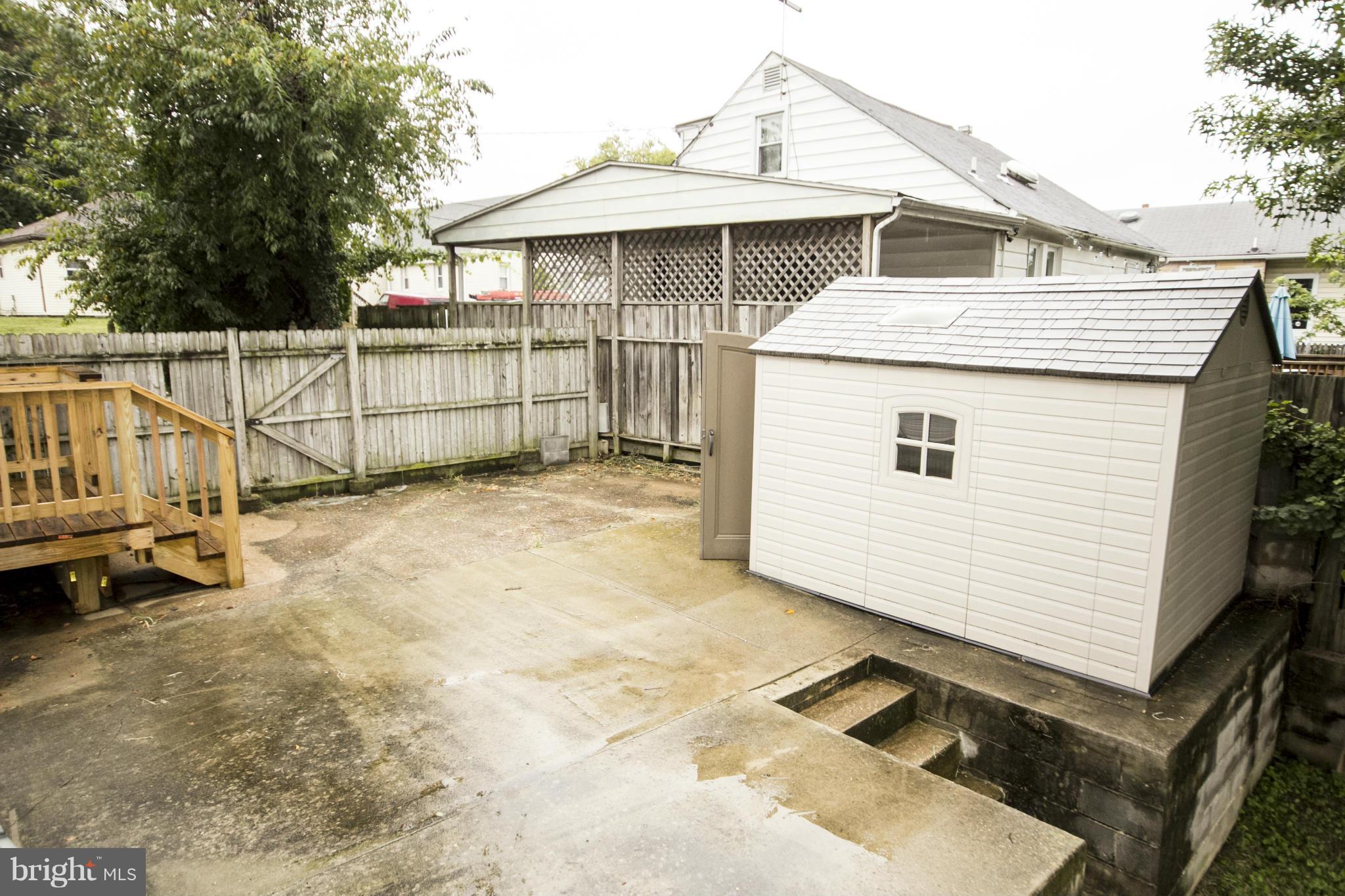 ARUNDEL GARDENS - Residential