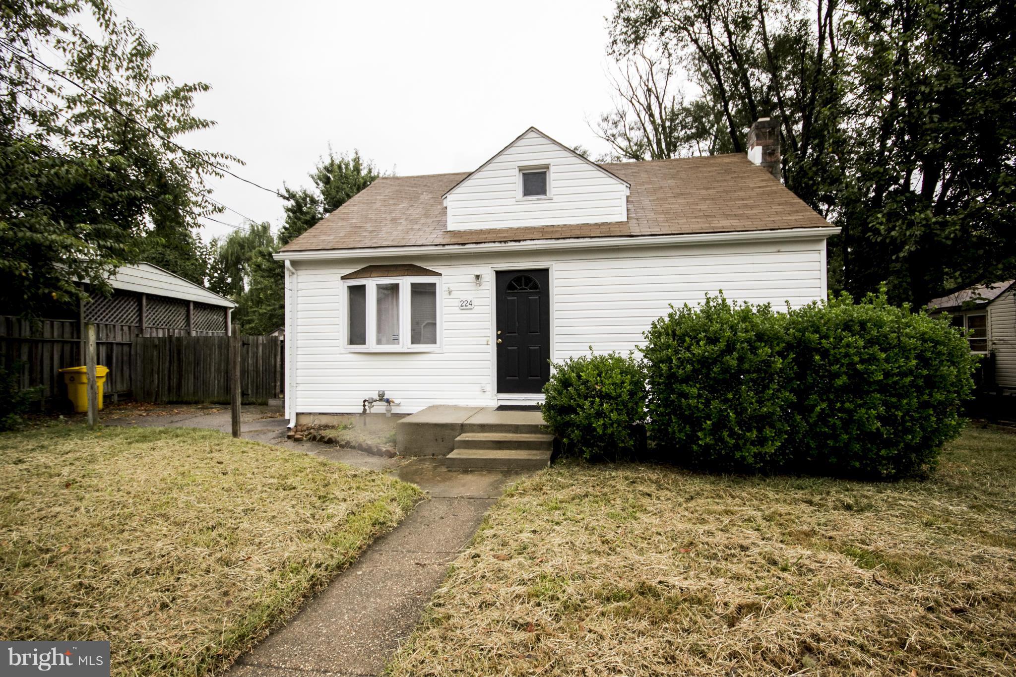 ARUNDEL GARDENS - Residential