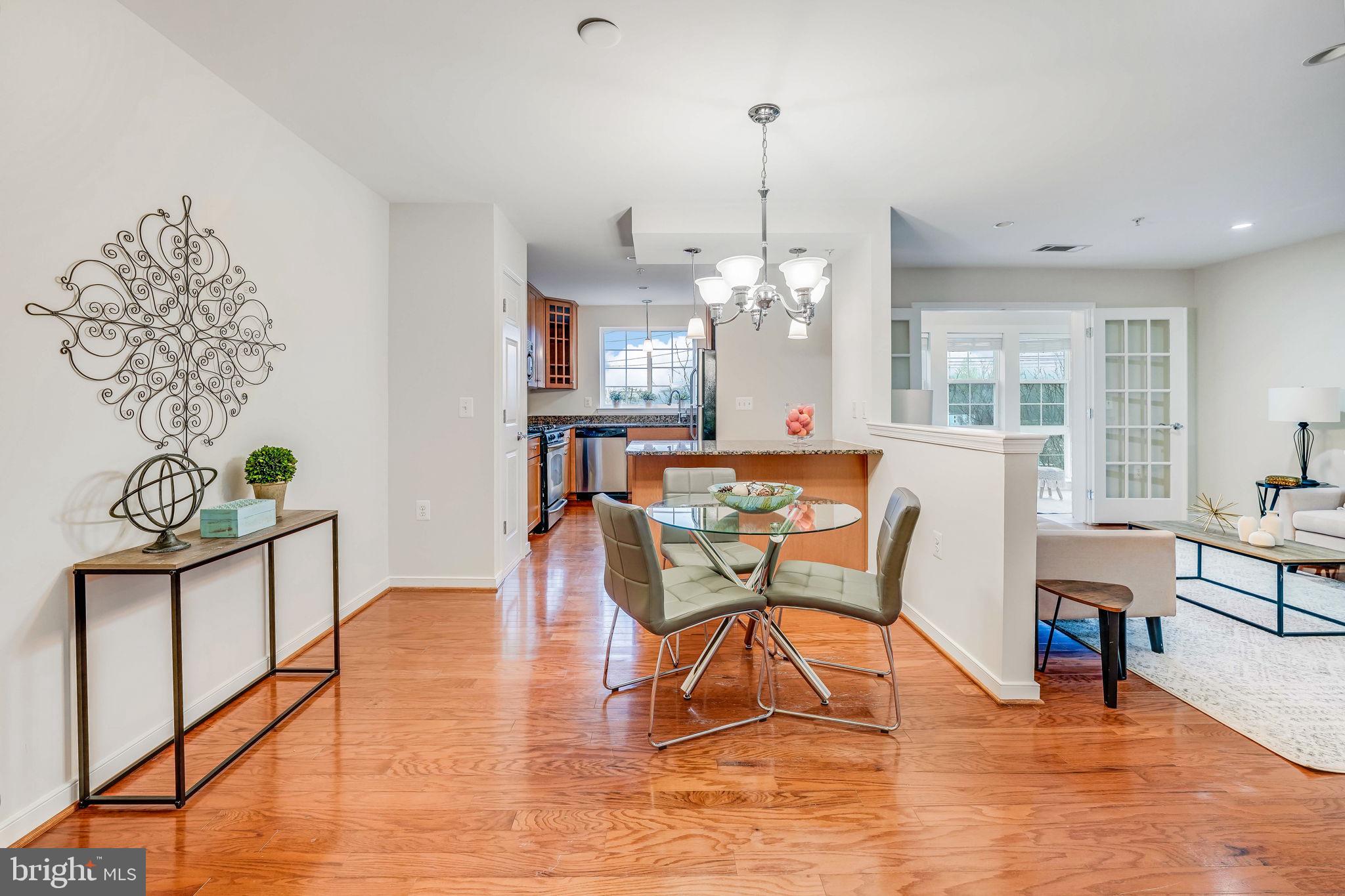 WEST VILLAGE OF SHIRLINGTON - Residential