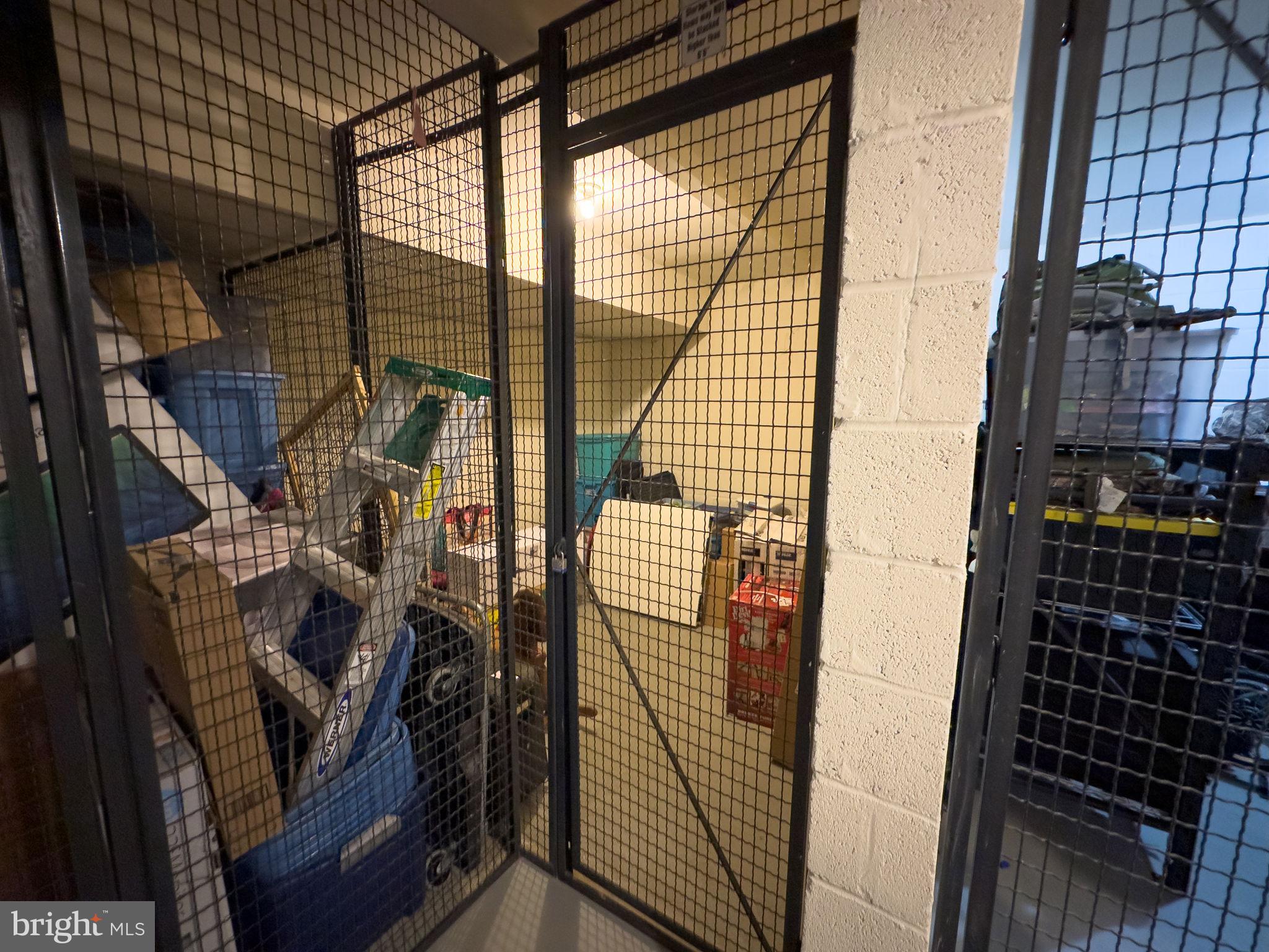 WEST VILLAGE OF SHIRLINGTON - Residential