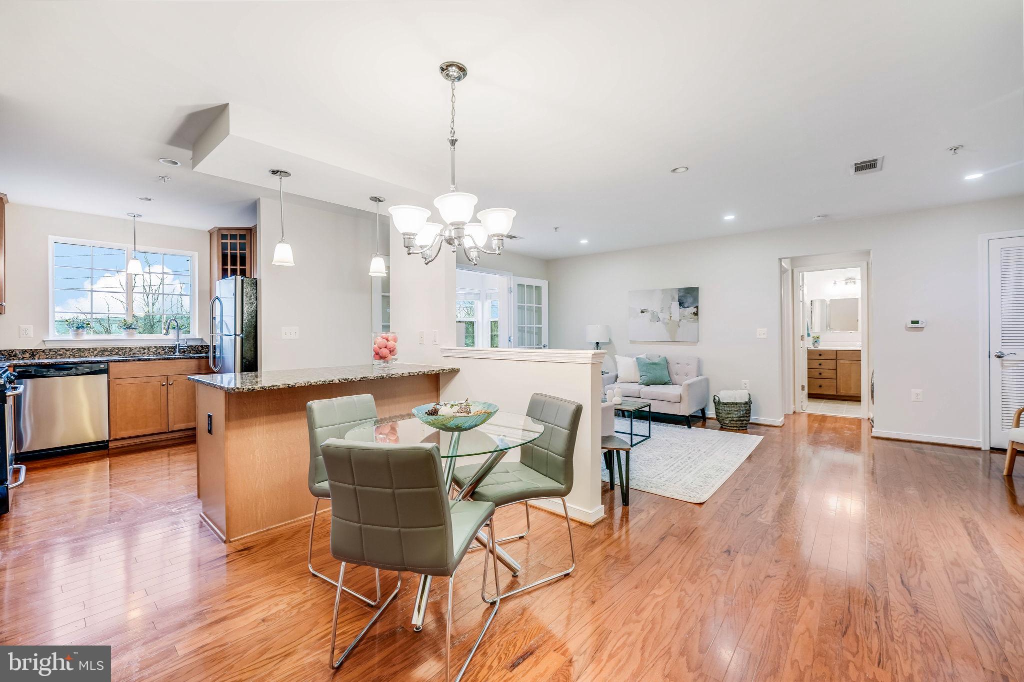 WEST VILLAGE OF SHIRLINGTON - Residential