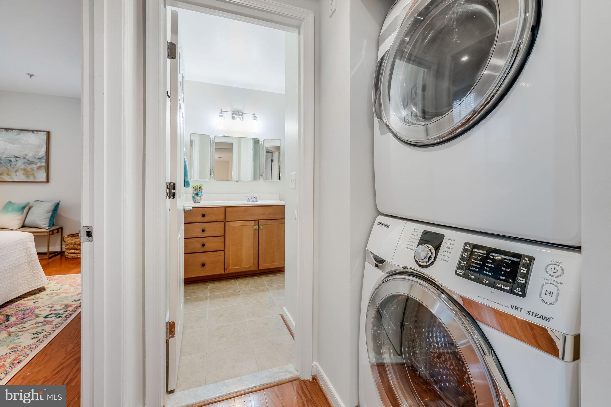 WEST VILLAGE OF SHIRLINGTON - Residential