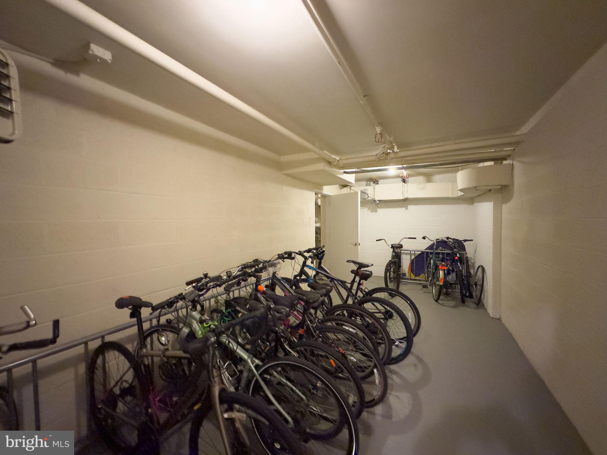 WEST VILLAGE OF SHIRLINGTON - Residential