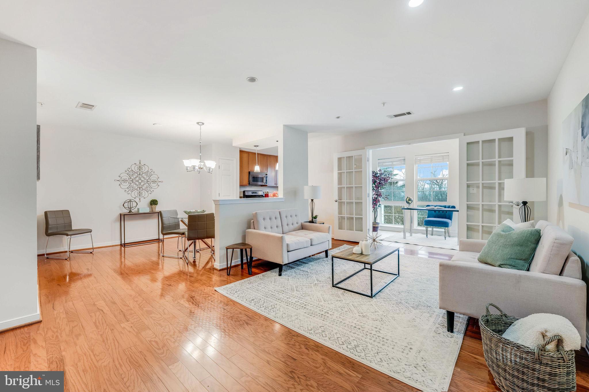 WEST VILLAGE OF SHIRLINGTON - Residential