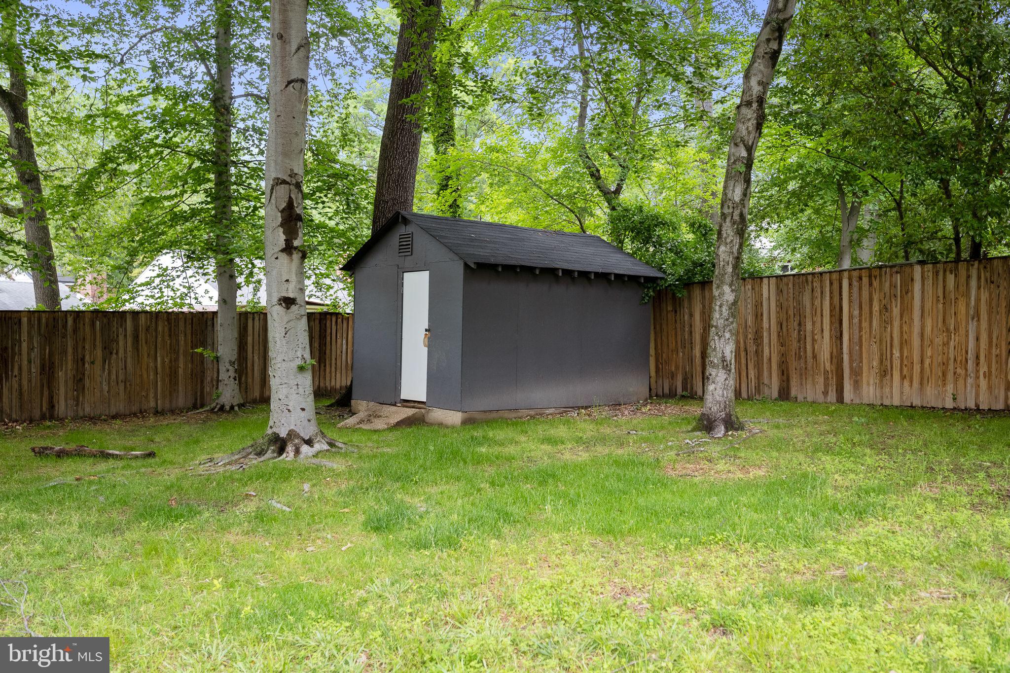 CAROLE HIGHLANDS - Residential