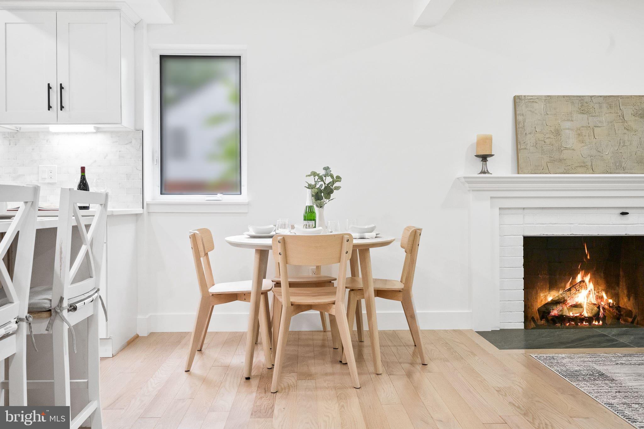 CAROLE HIGHLANDS - Residential