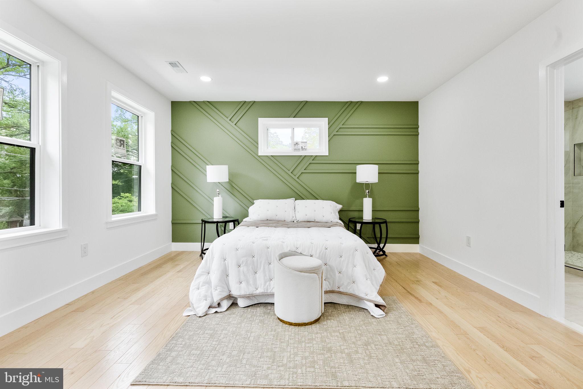 CAROLE HIGHLANDS - Residential