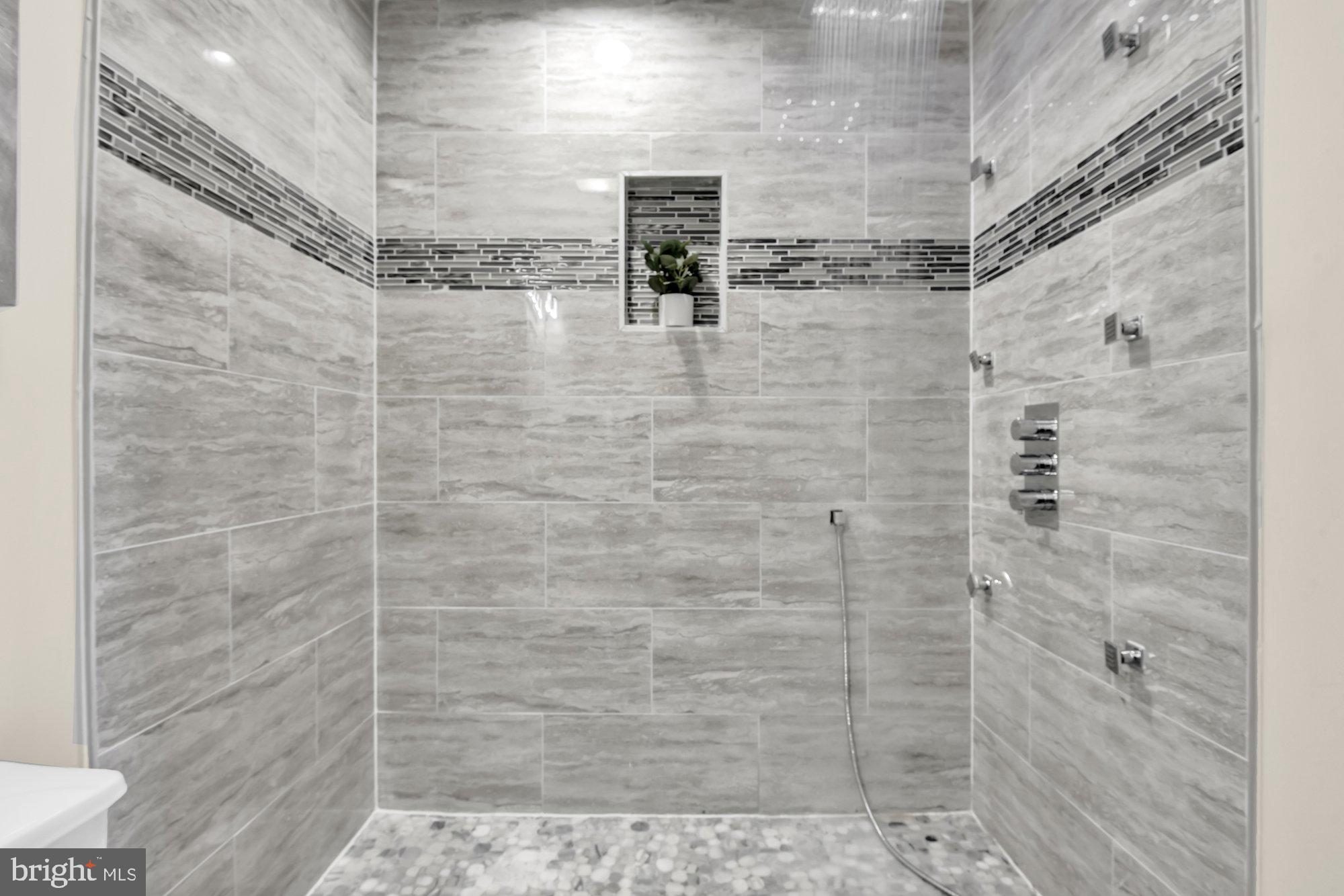 DRUID HILL PARK - Residential