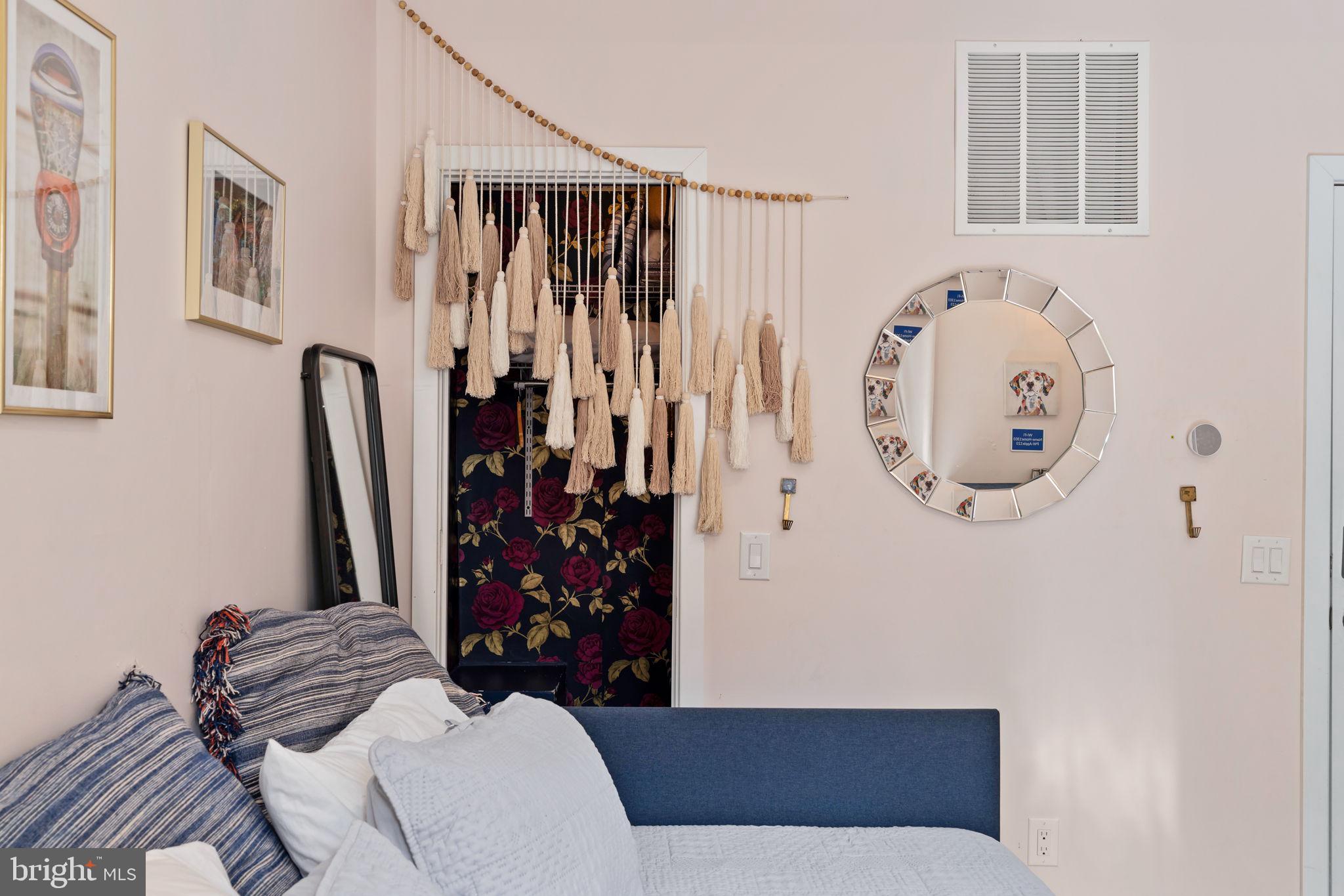 1303 N HOPE STREET B