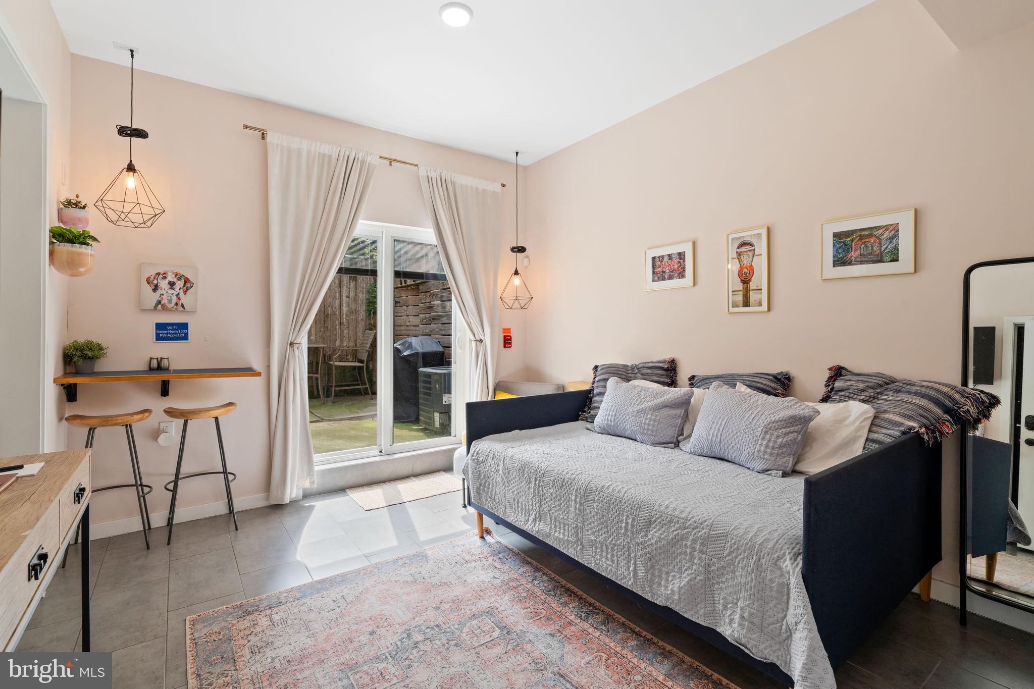 1303 N HOPE STREET B