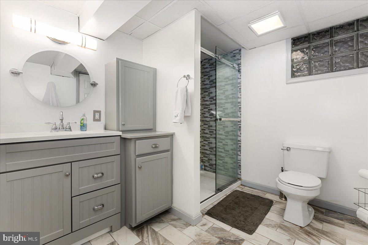 ORCHARD HILLS - Residential