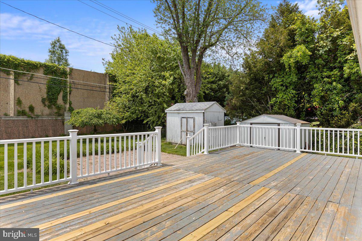 ORCHARD HILLS - Residential