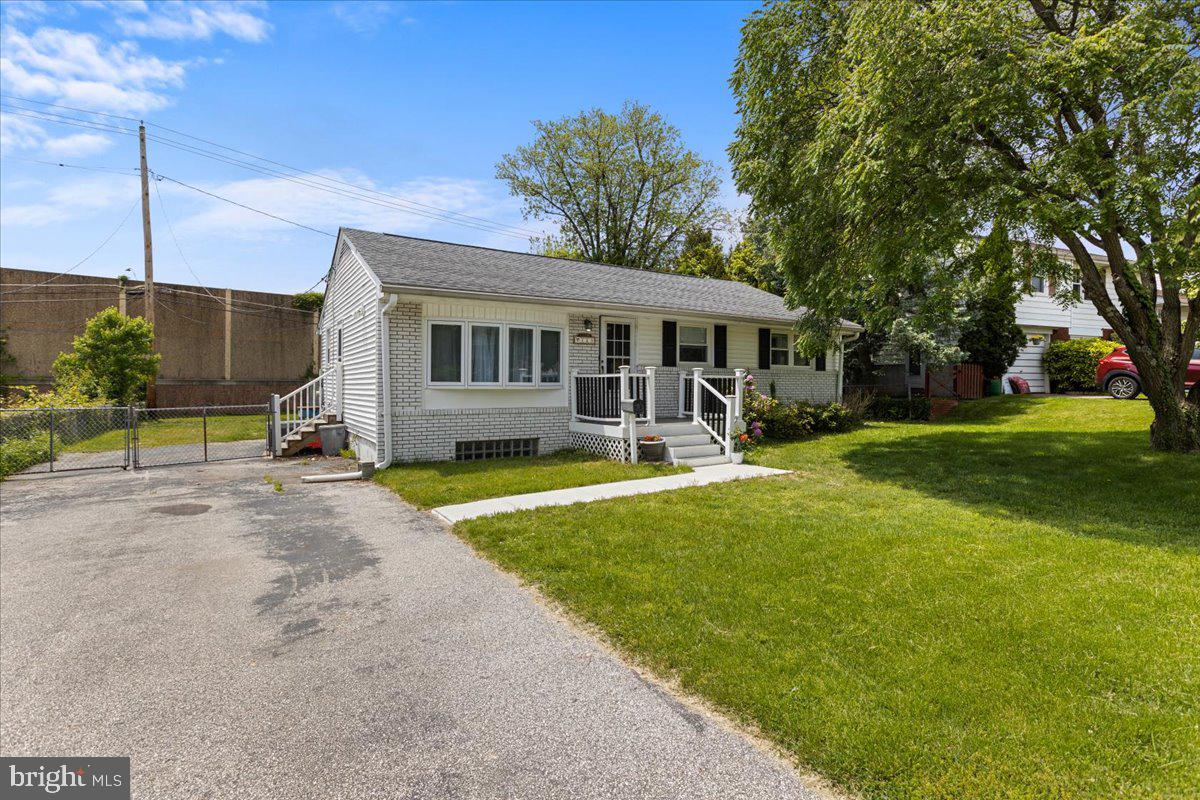 ORCHARD HILLS - Residential