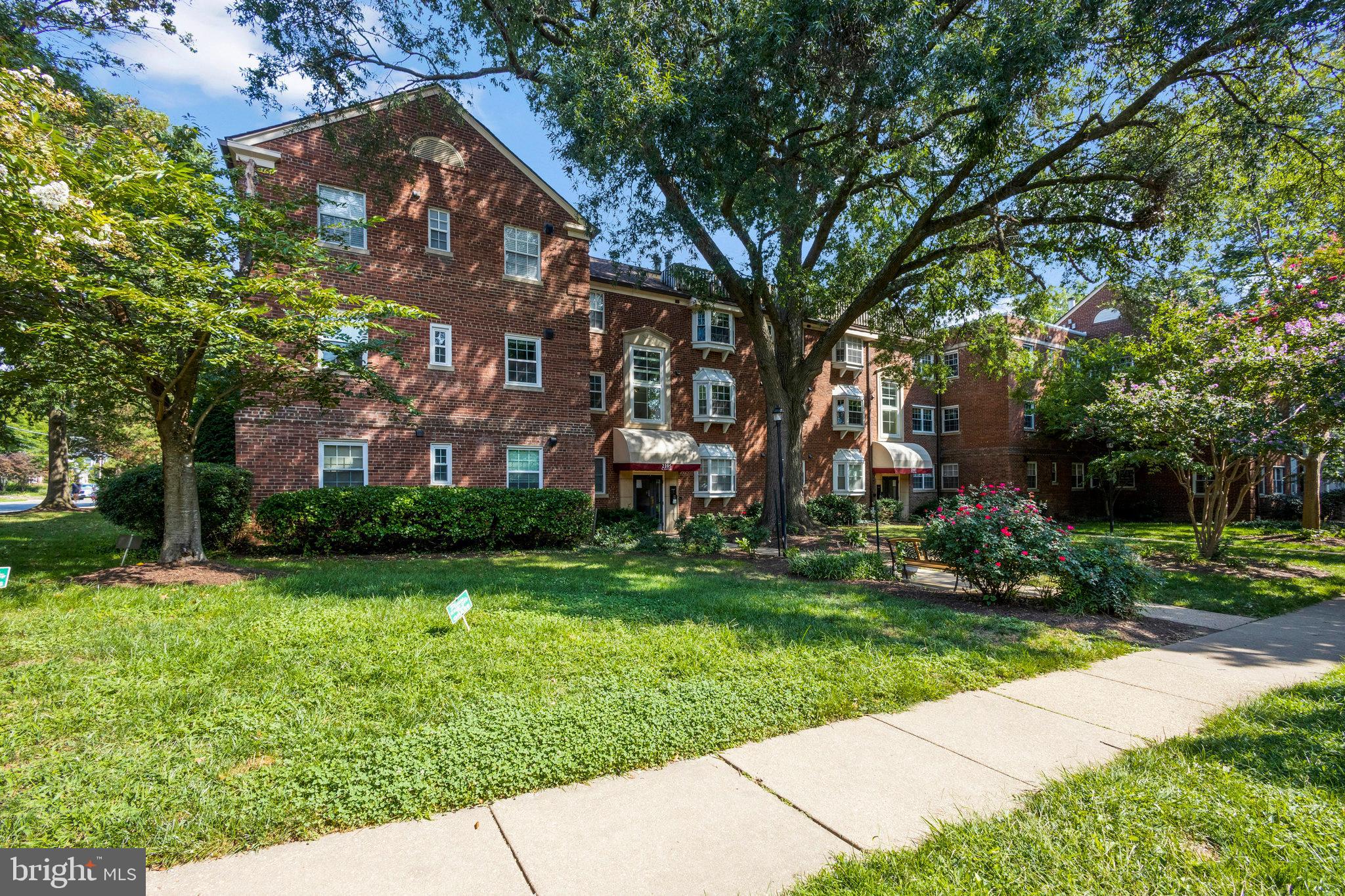 PALISADE GARDENS - Residential