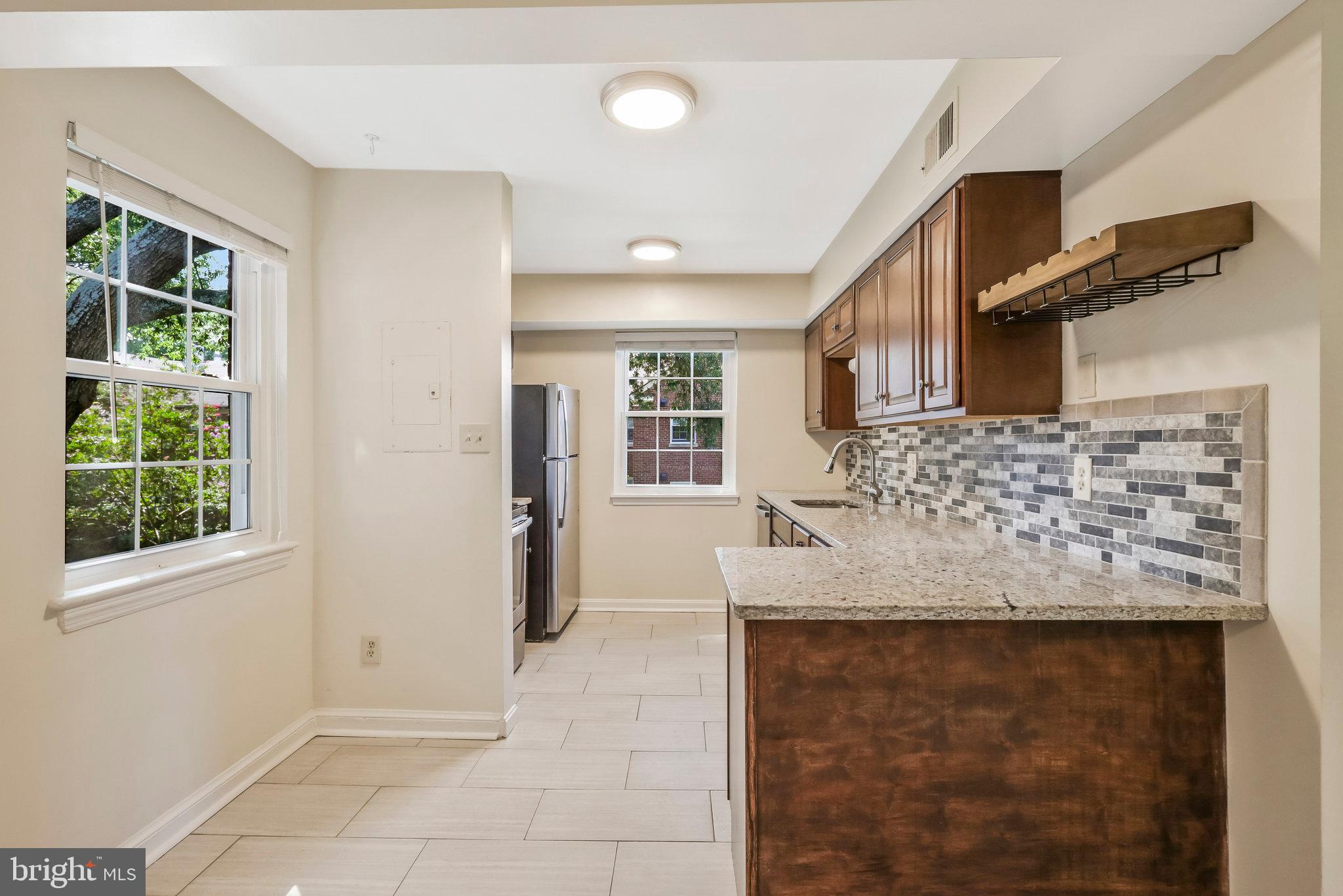 PALISADE GARDENS - Residential