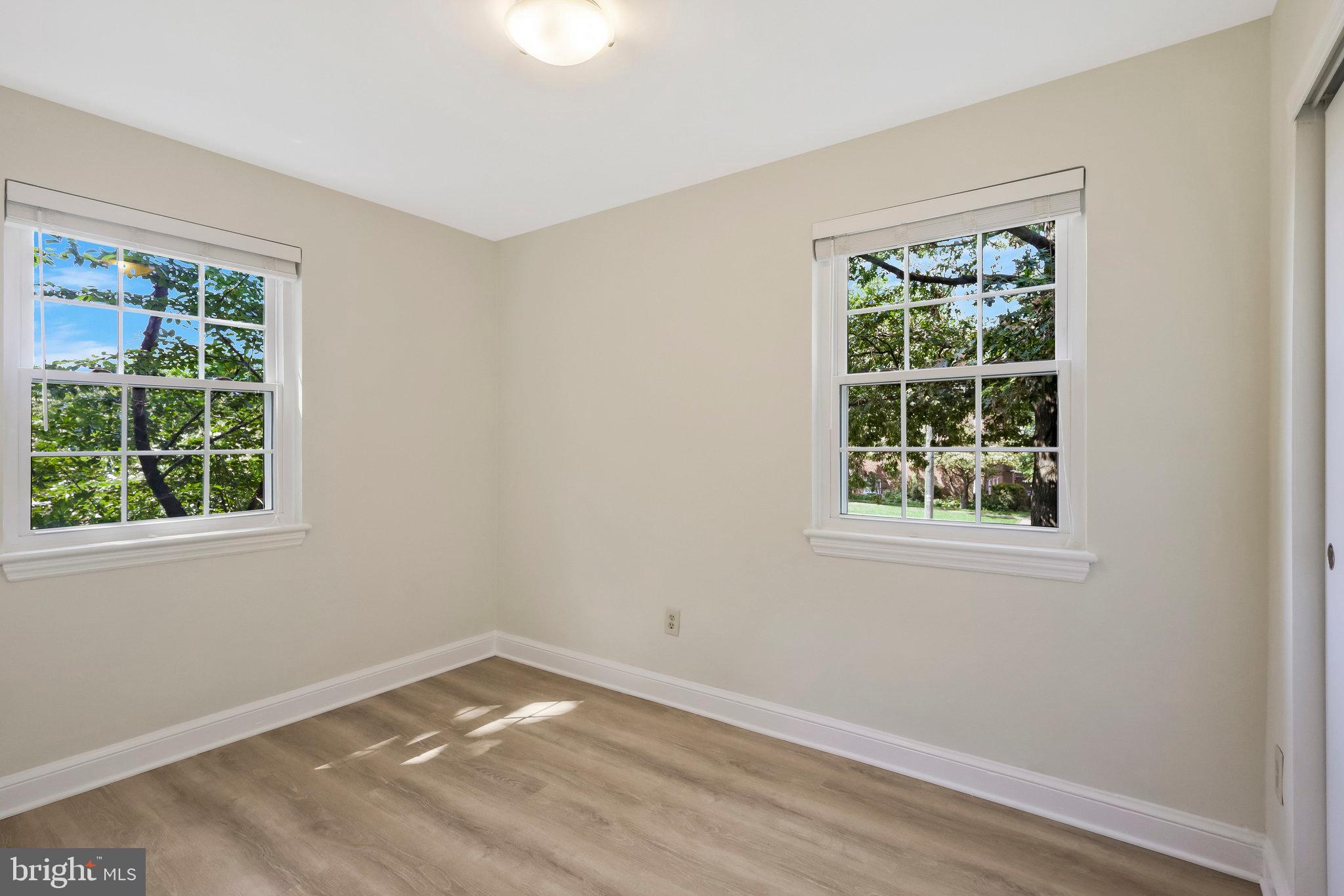 PALISADE GARDENS - Residential