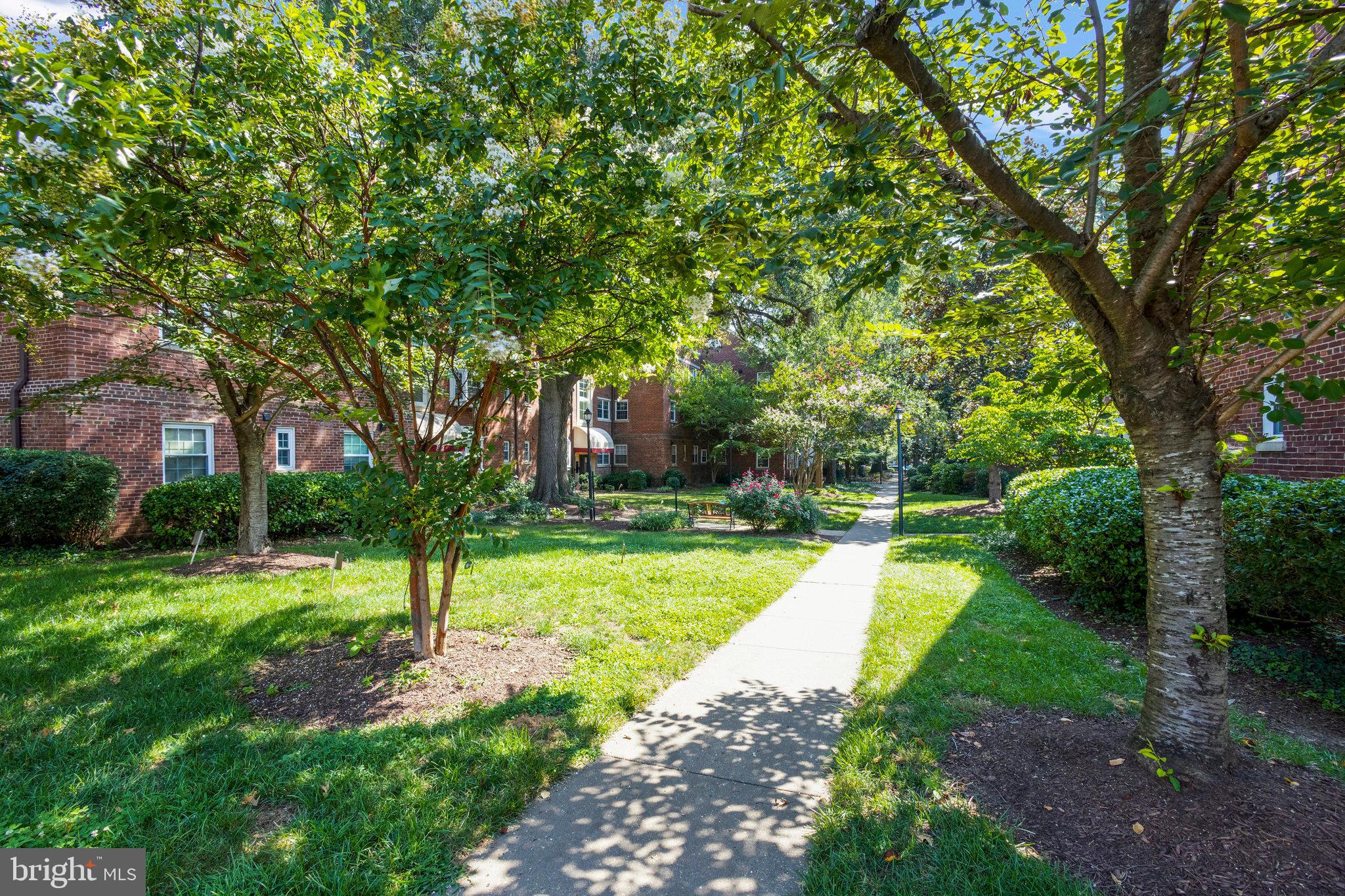 PALISADE GARDENS - Residential