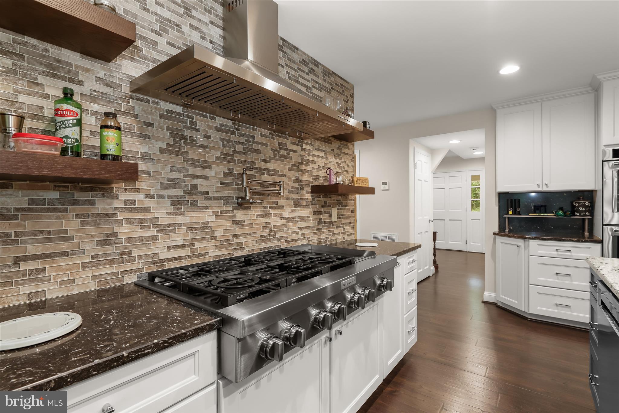 DAVIDSONVILLE - Residential