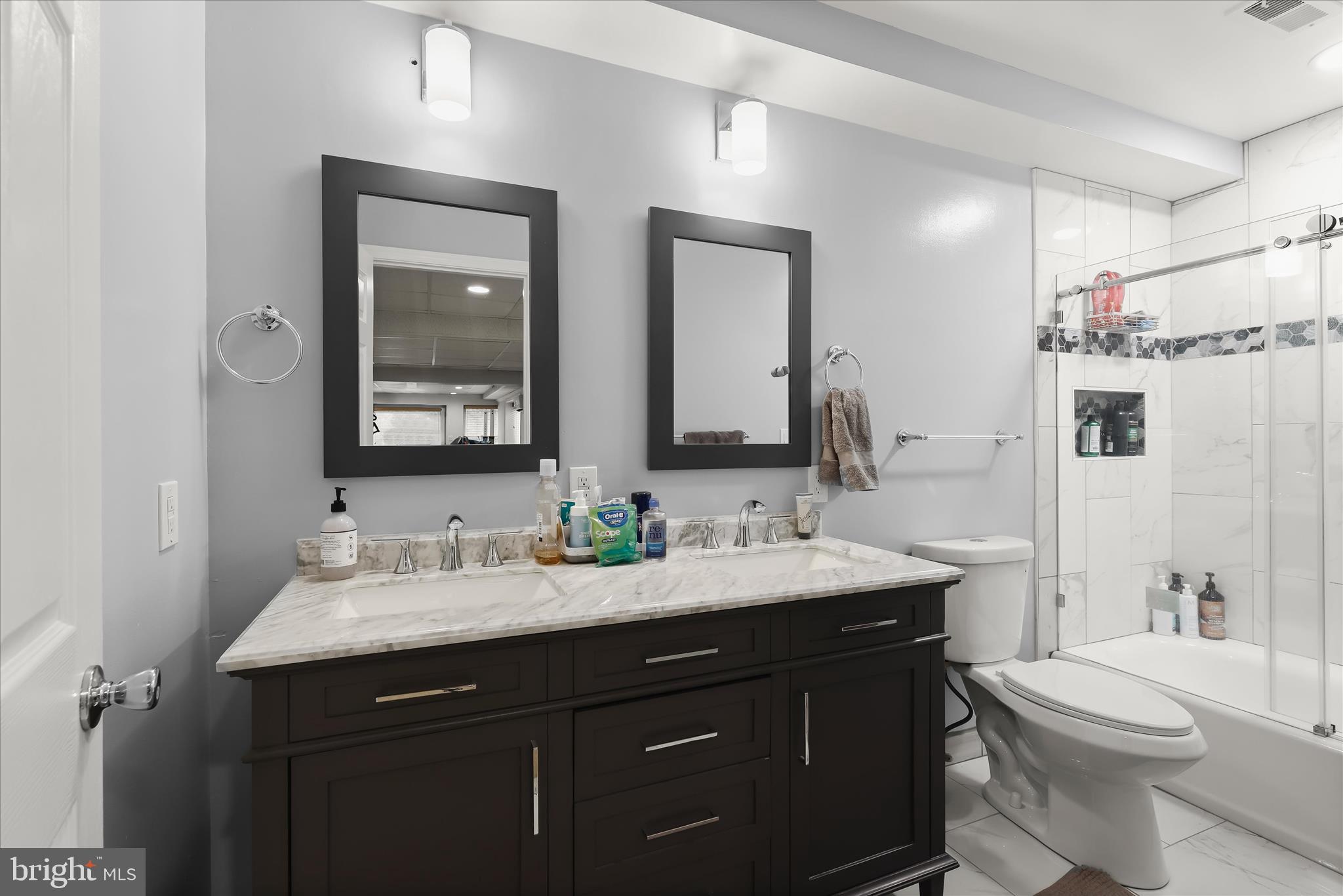 DAVIDSONVILLE - Residential