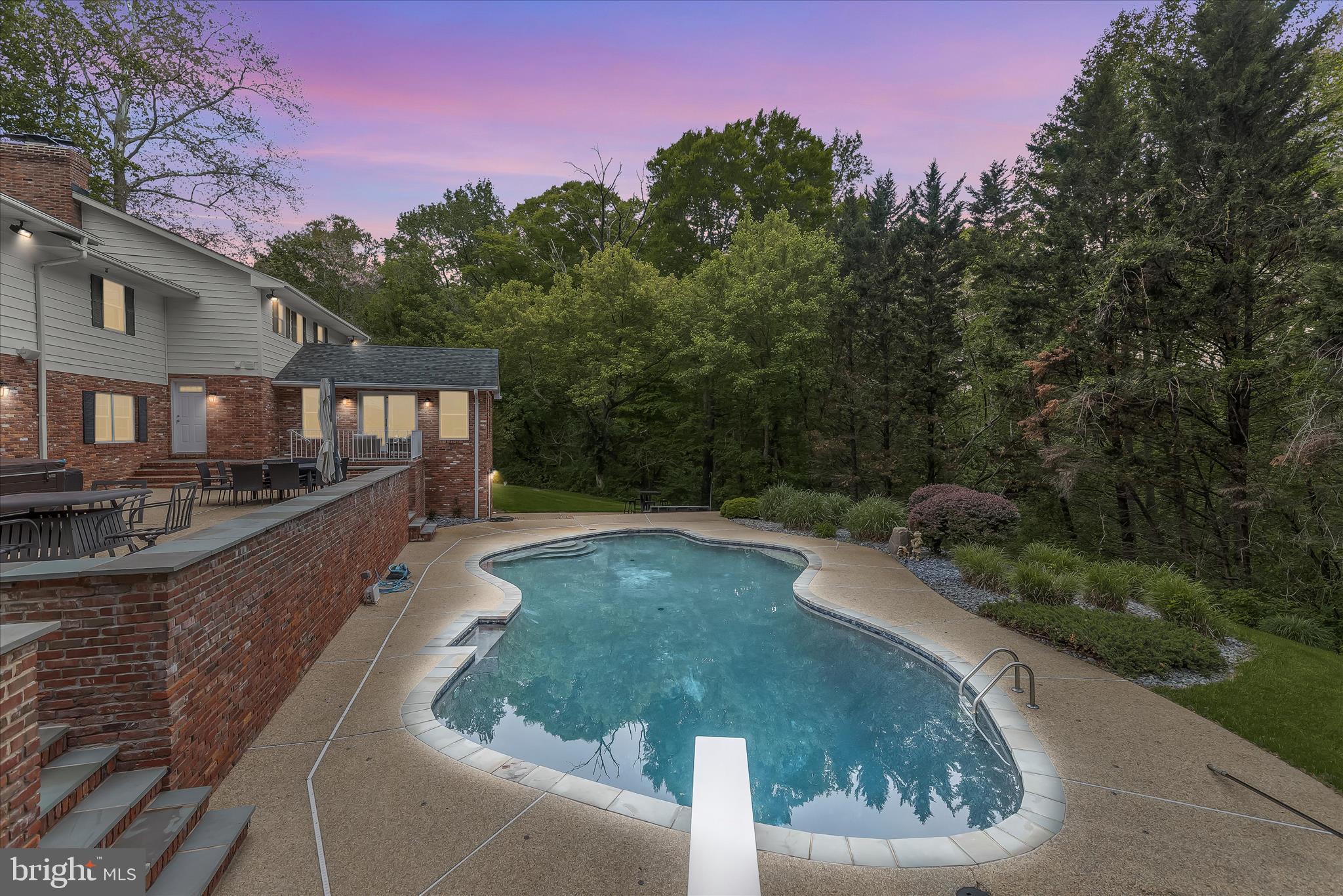 DAVIDSONVILLE - Residential