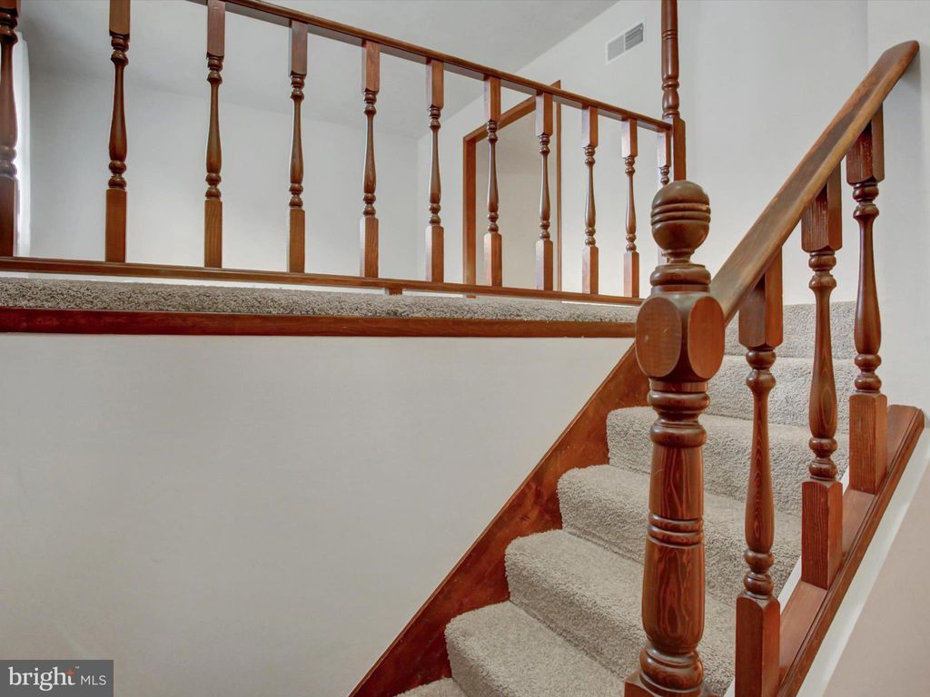 Photo of 59 Edgelea Dr, CHAMBERSBURG, PA 17201 (MLS # PAFL2030582)