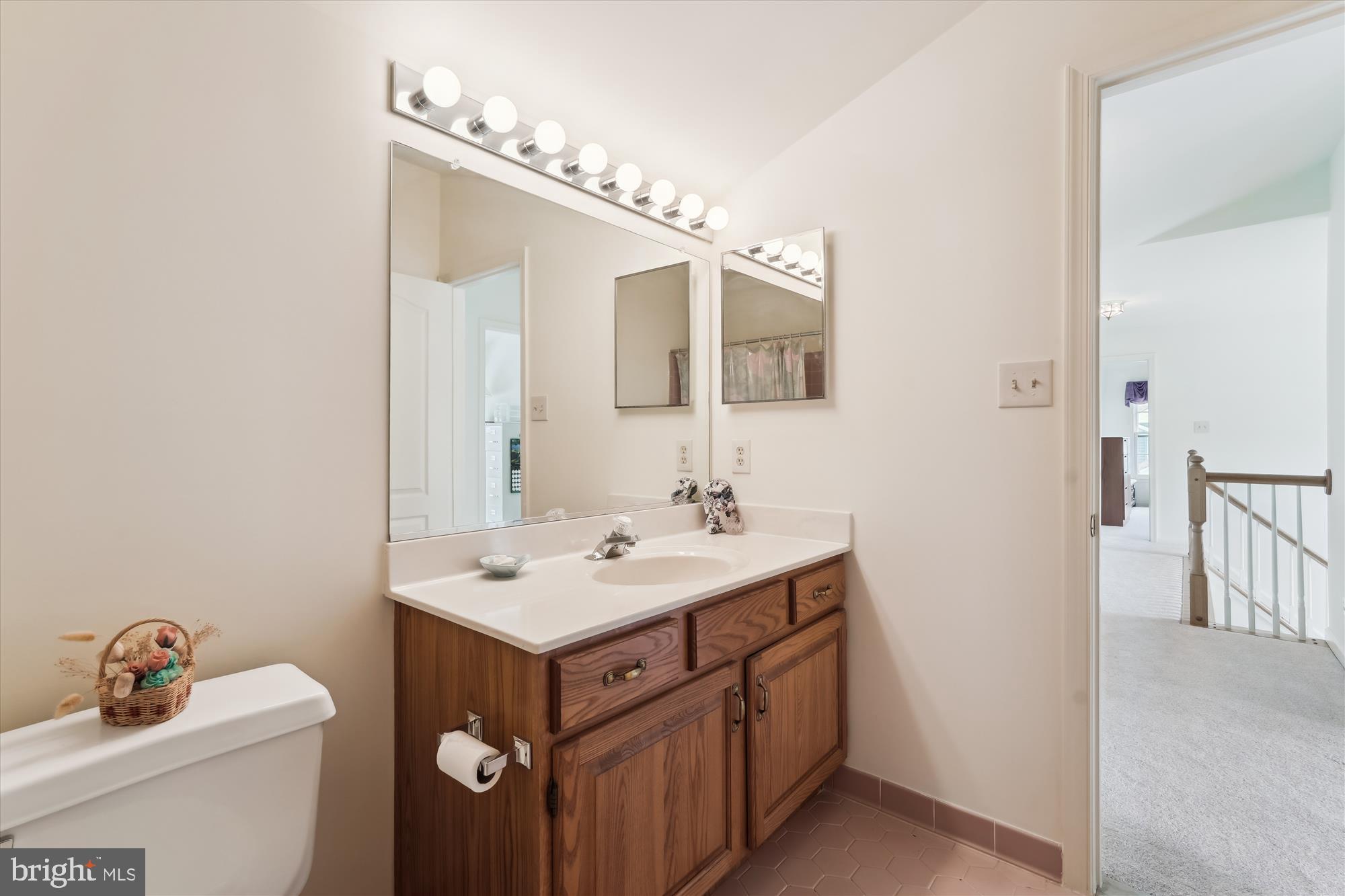 HALLOWELL - Residential