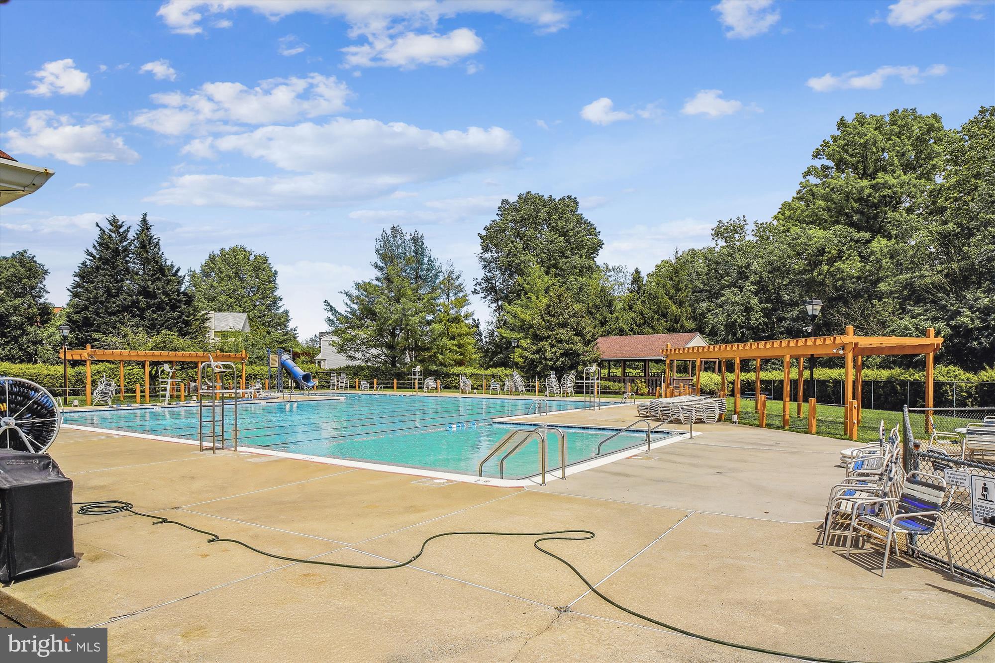 HALLOWELL - Residential