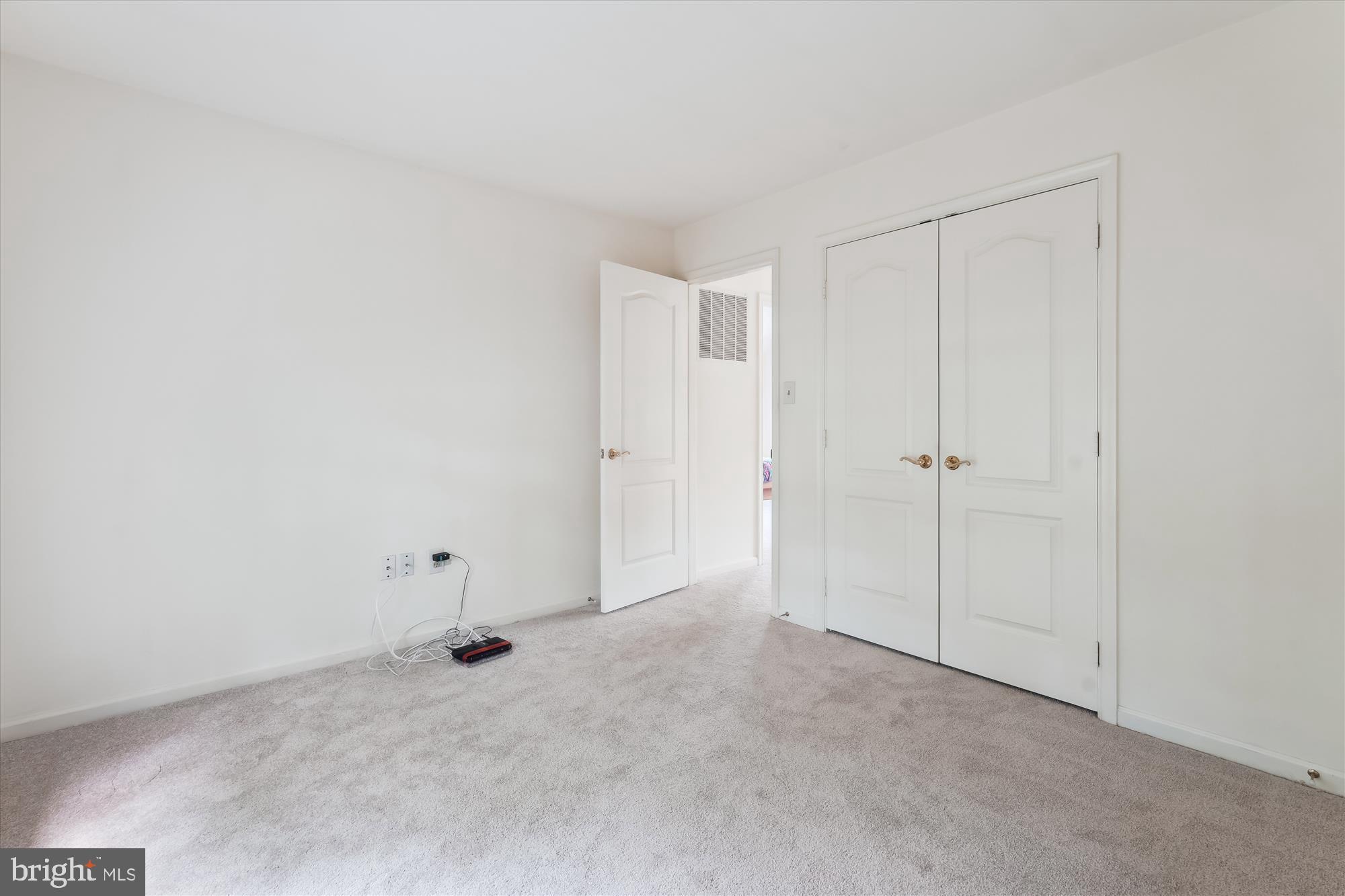 HALLOWELL - Residential