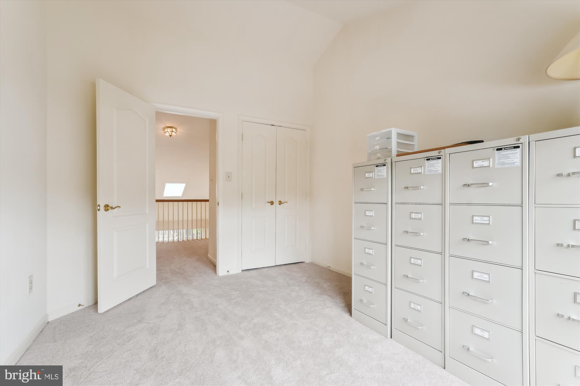 HALLOWELL - Residential