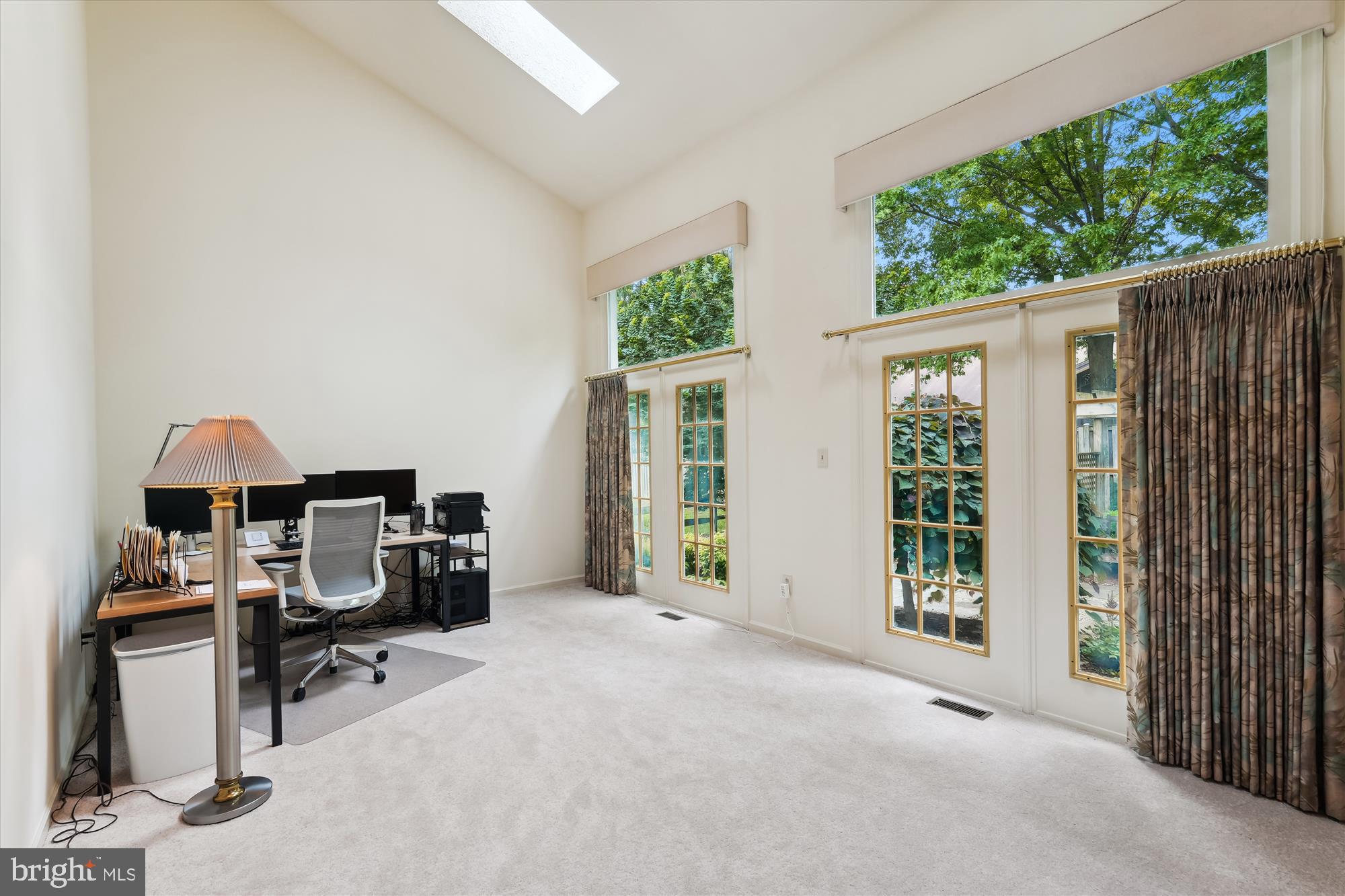 HALLOWELL - Residential