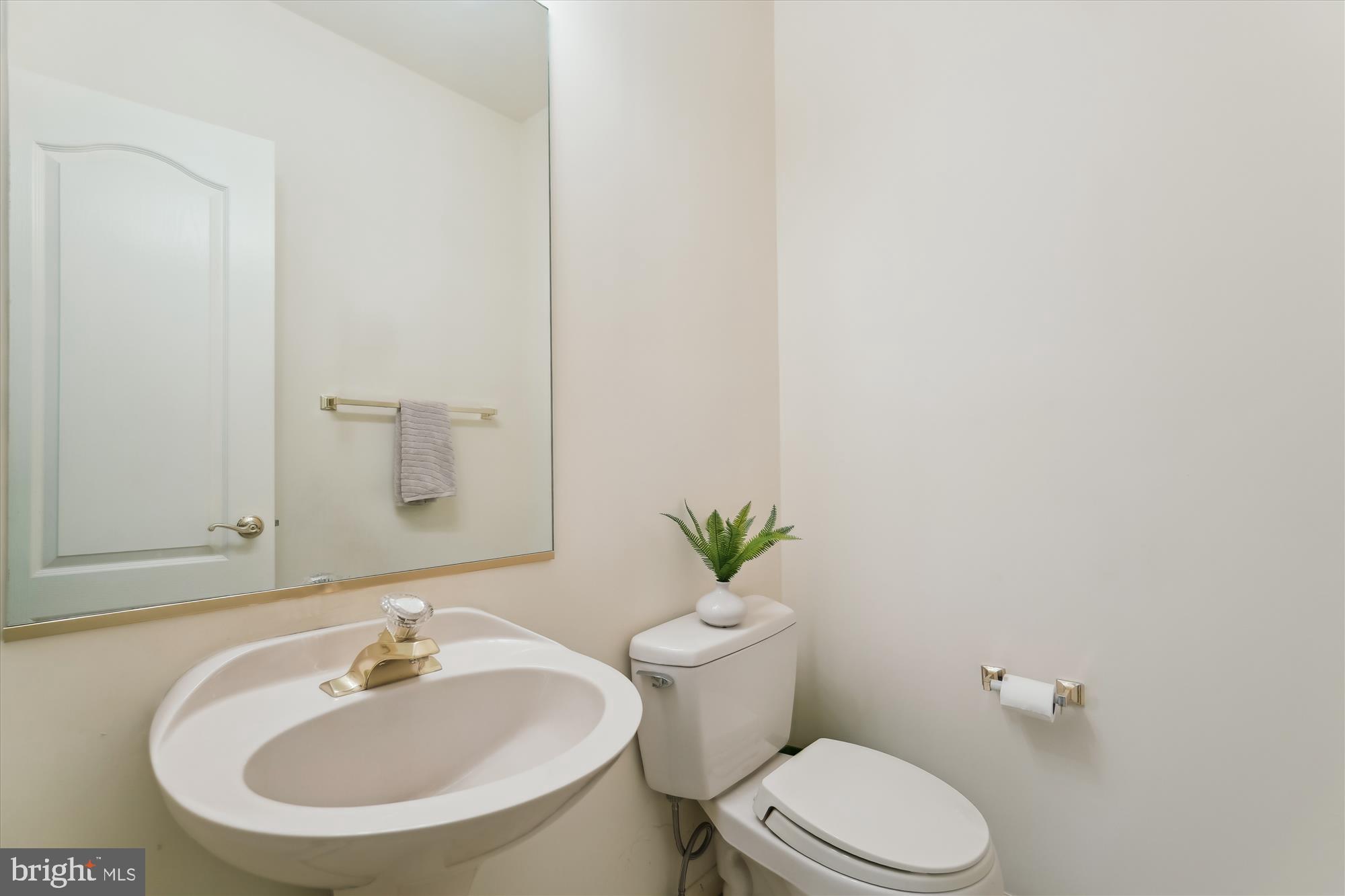 HALLOWELL - Residential