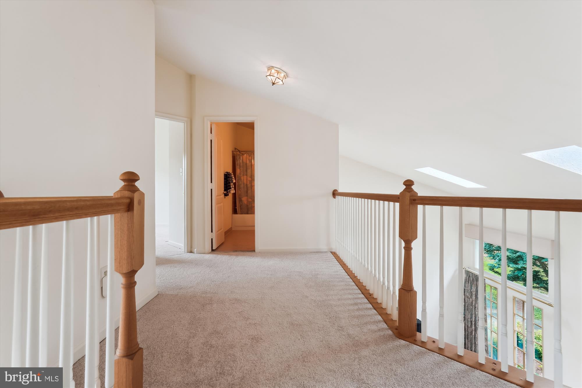 HALLOWELL - Residential