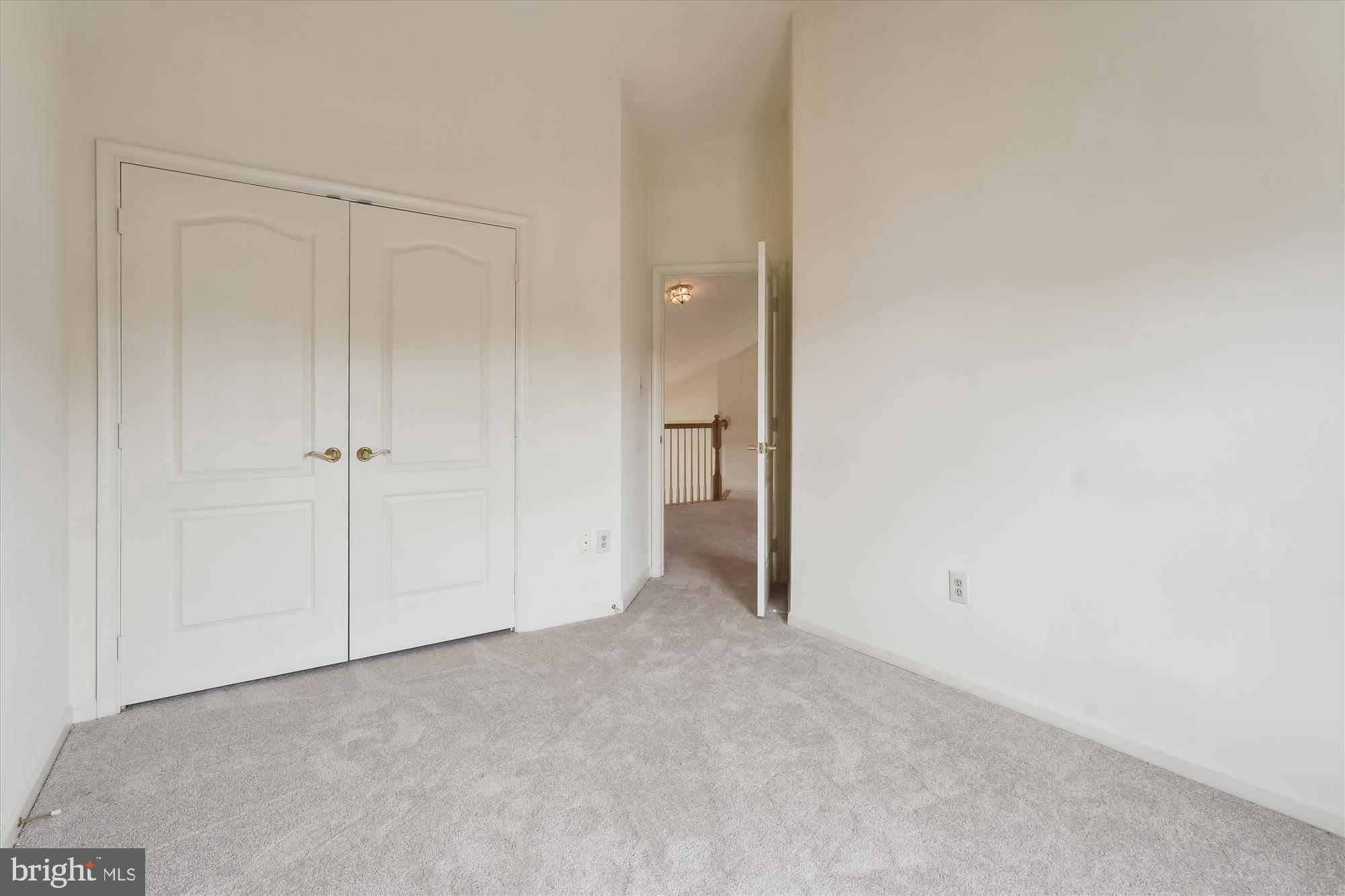 HALLOWELL - Residential