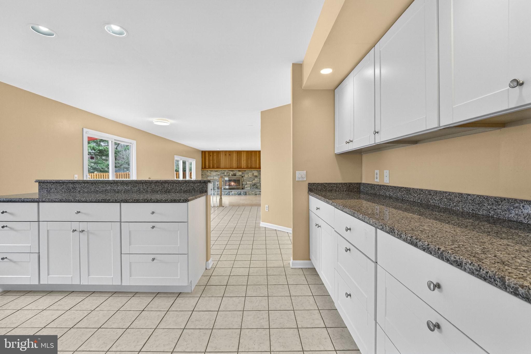 KINGS SQUARE - Residential