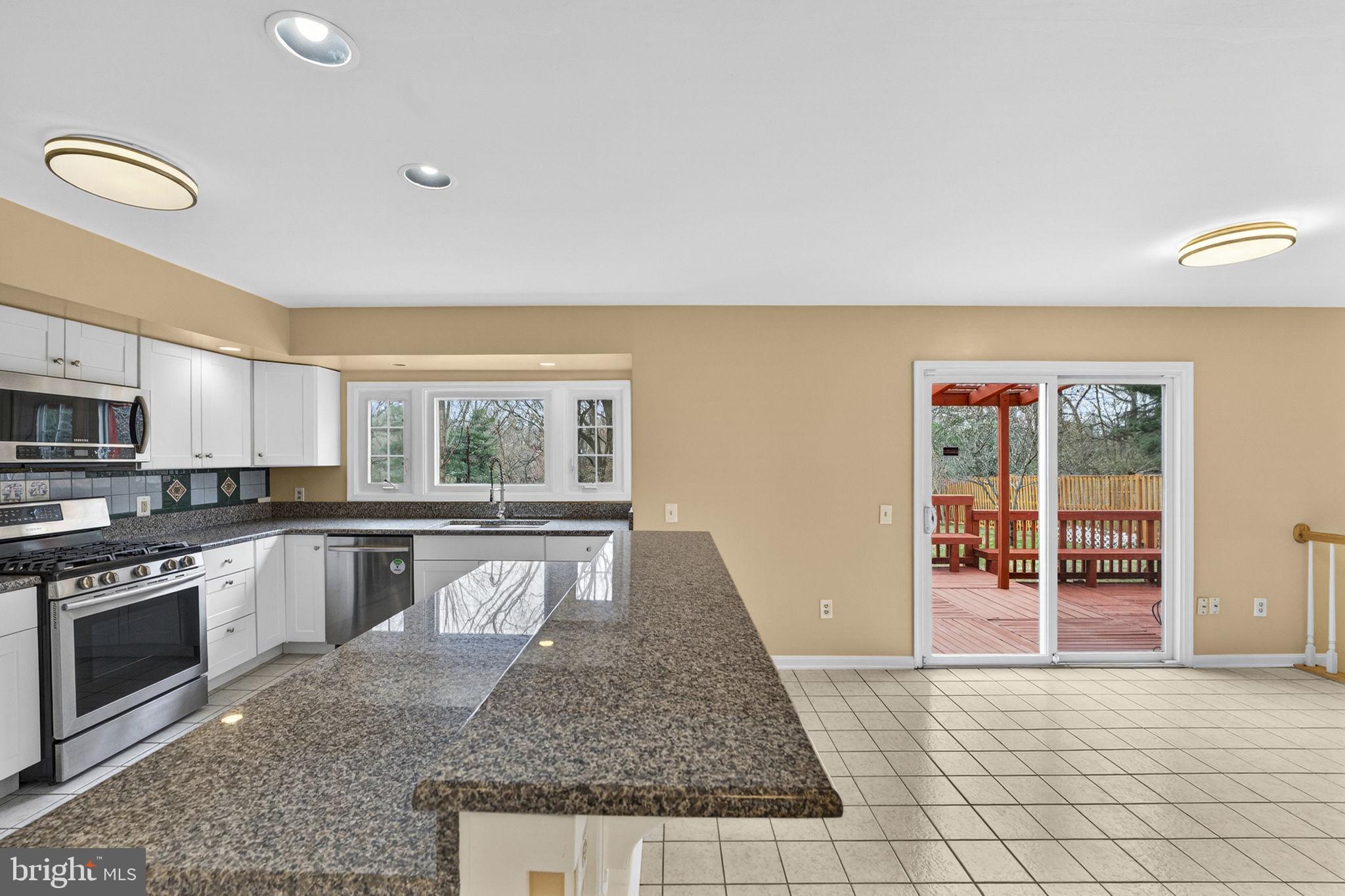 KINGS SQUARE - Residential