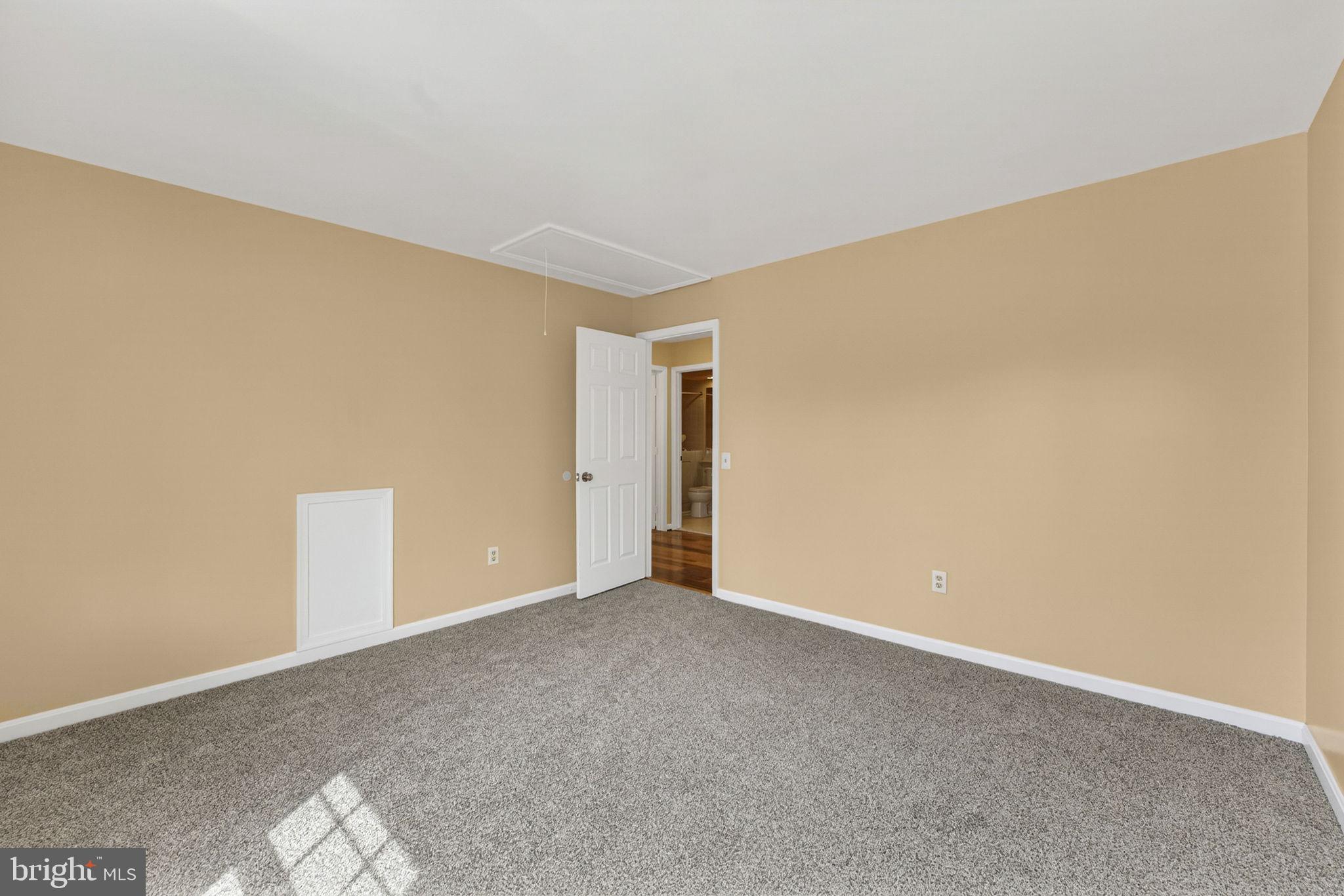 KINGS SQUARE - Residential