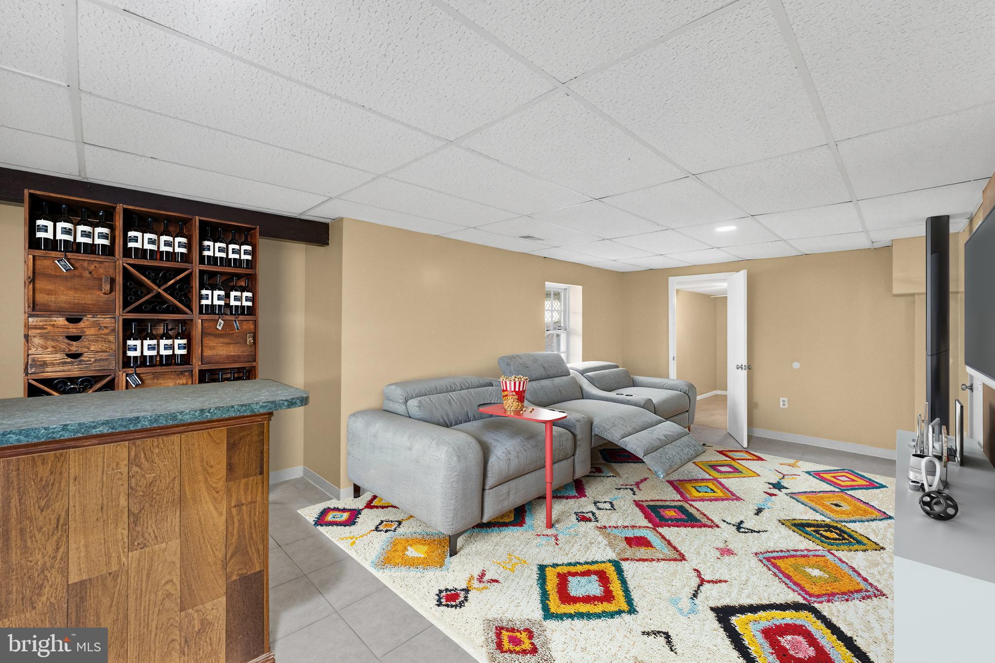 KINGS SQUARE - Residential