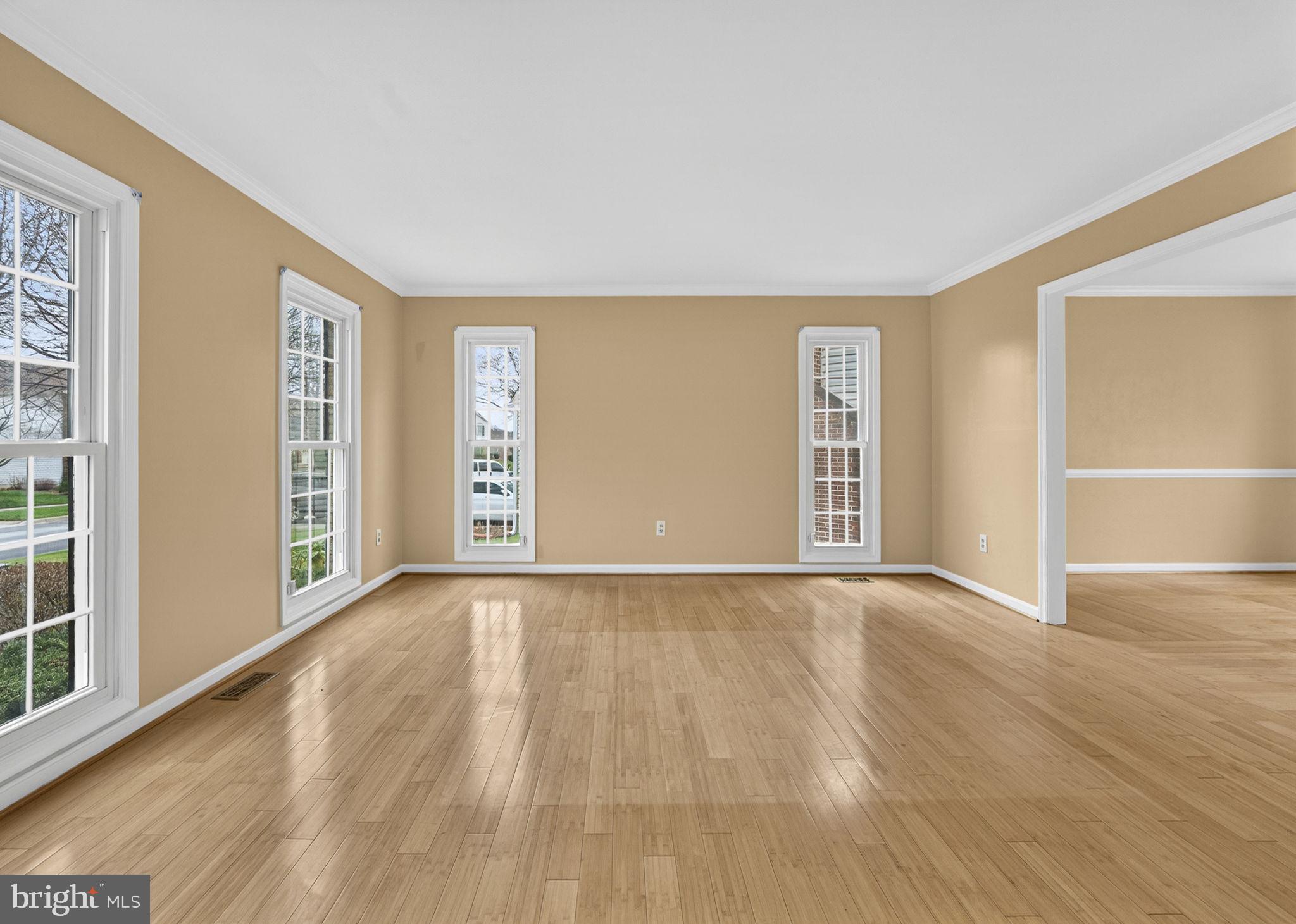 KINGS SQUARE - Residential