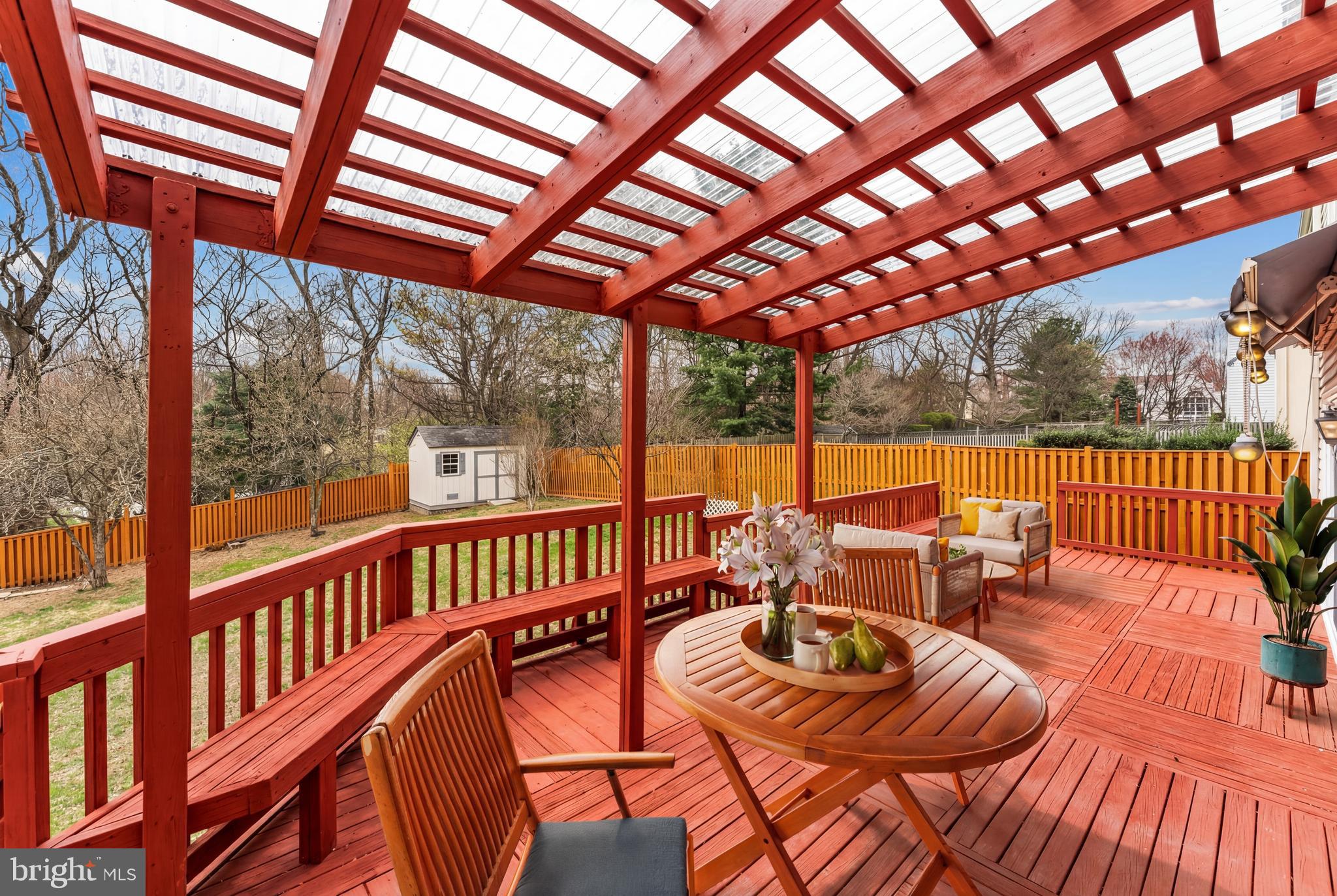 KINGS SQUARE - Residential