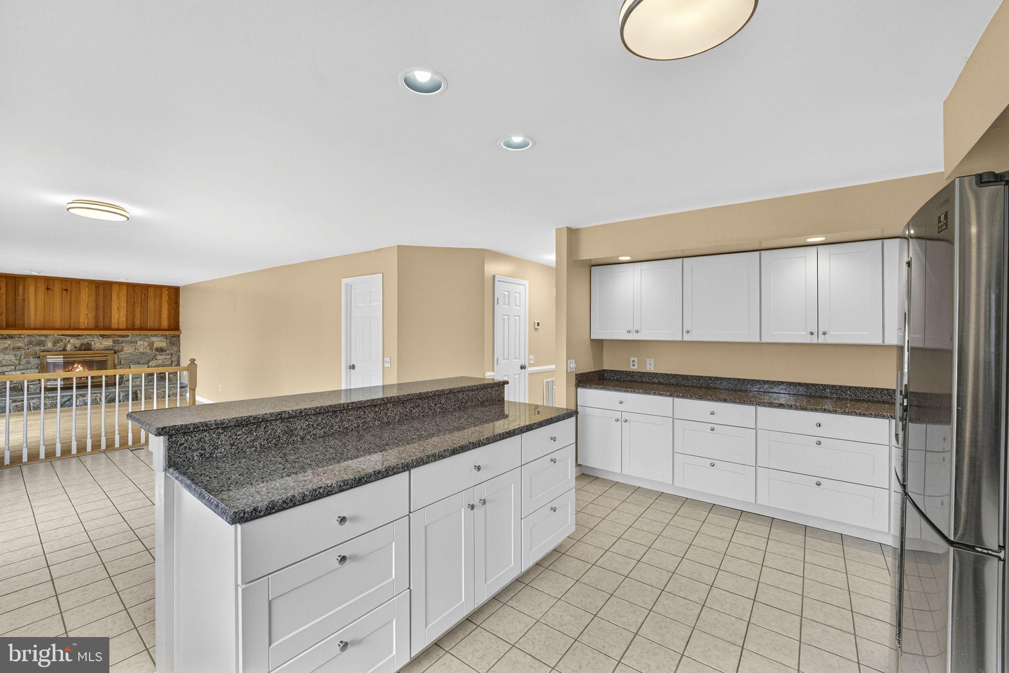 KINGS SQUARE - Residential