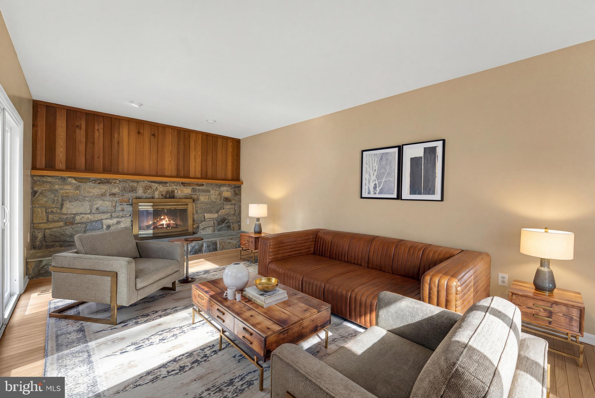 KINGS SQUARE - Residential