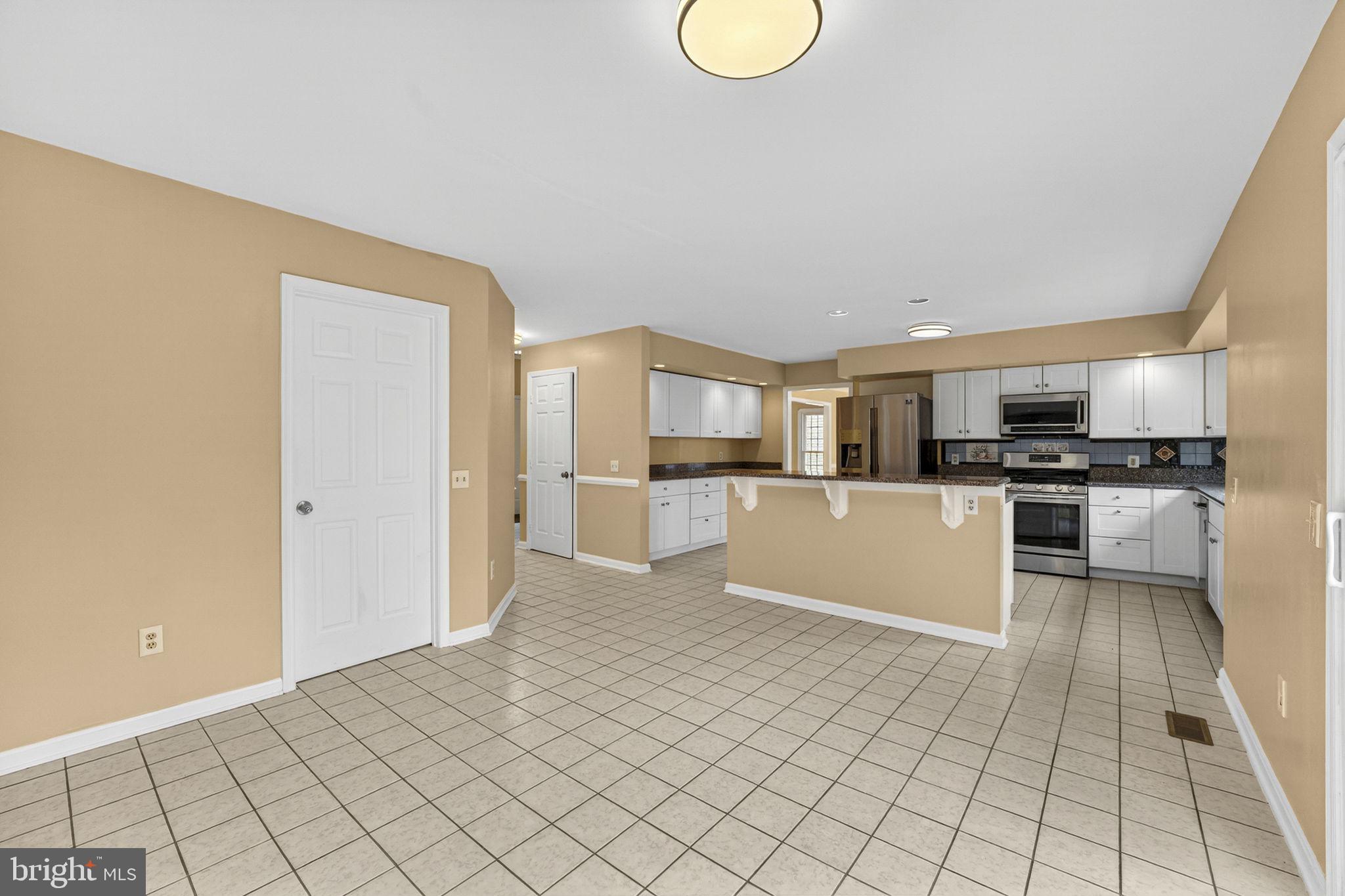 KINGS SQUARE - Residential