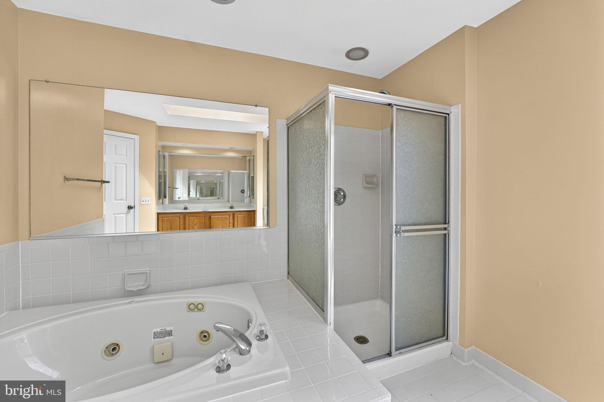 KINGS SQUARE - Residential