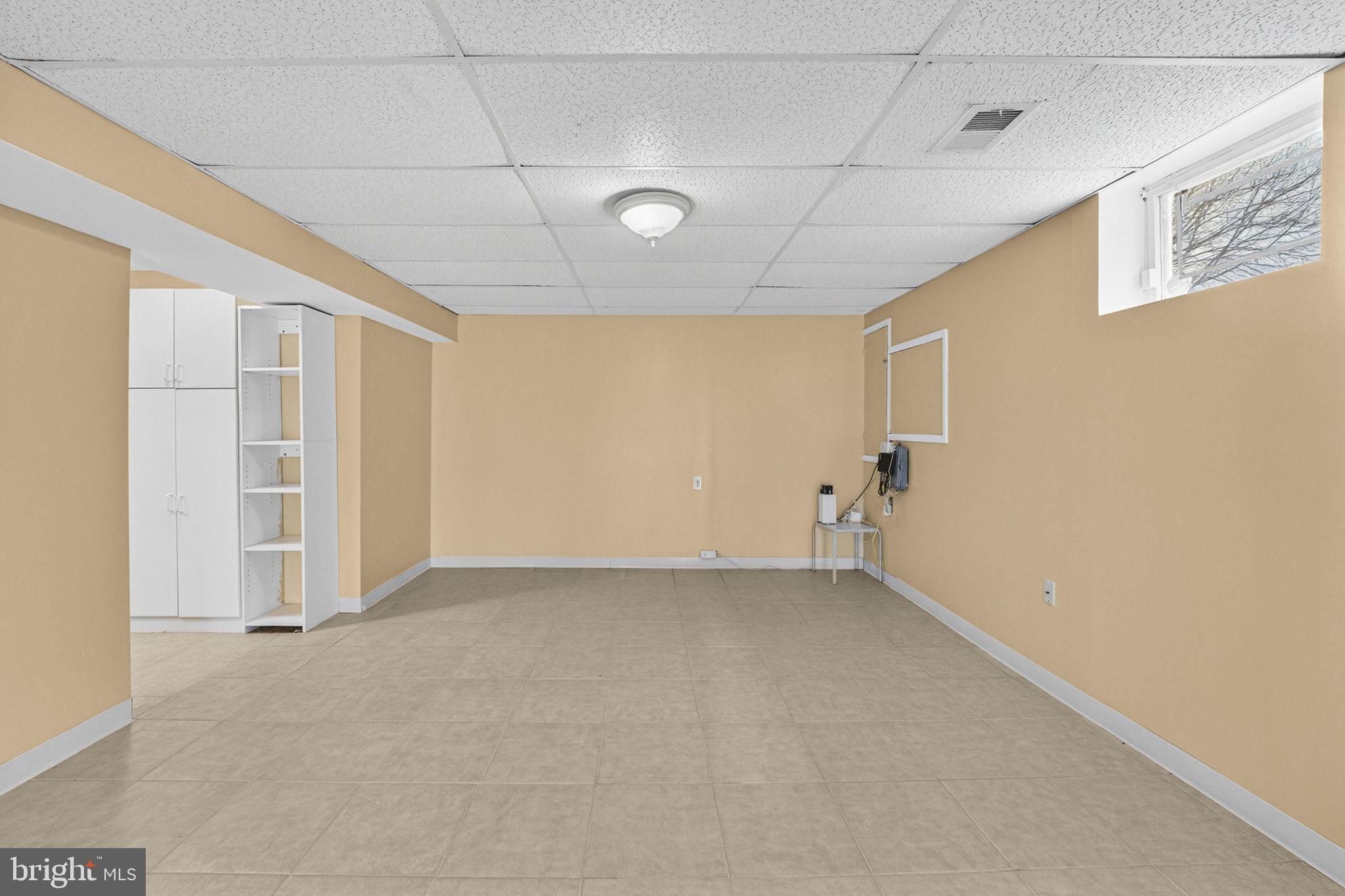 KINGS SQUARE - Residential