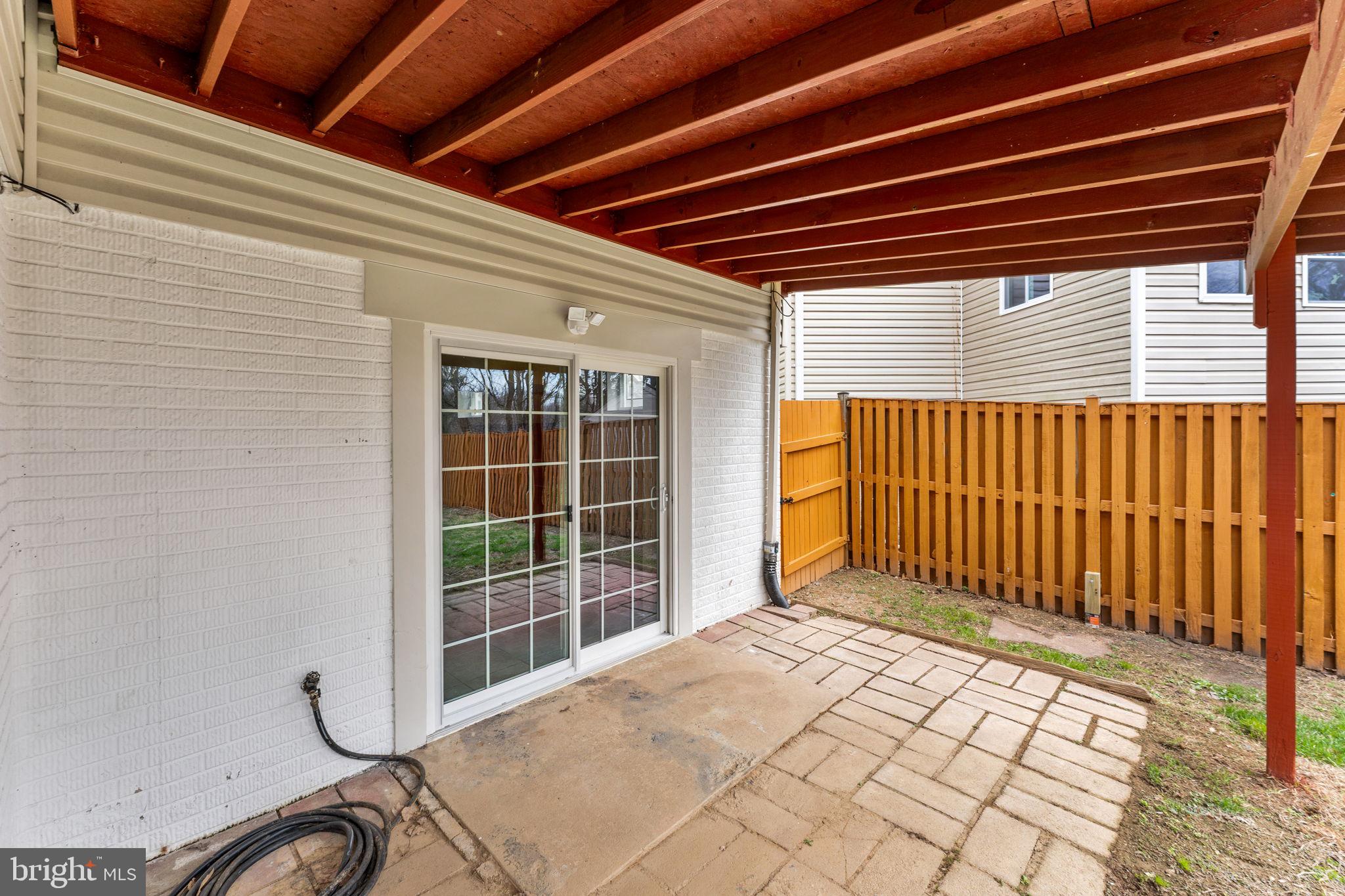 KINGS SQUARE - Residential